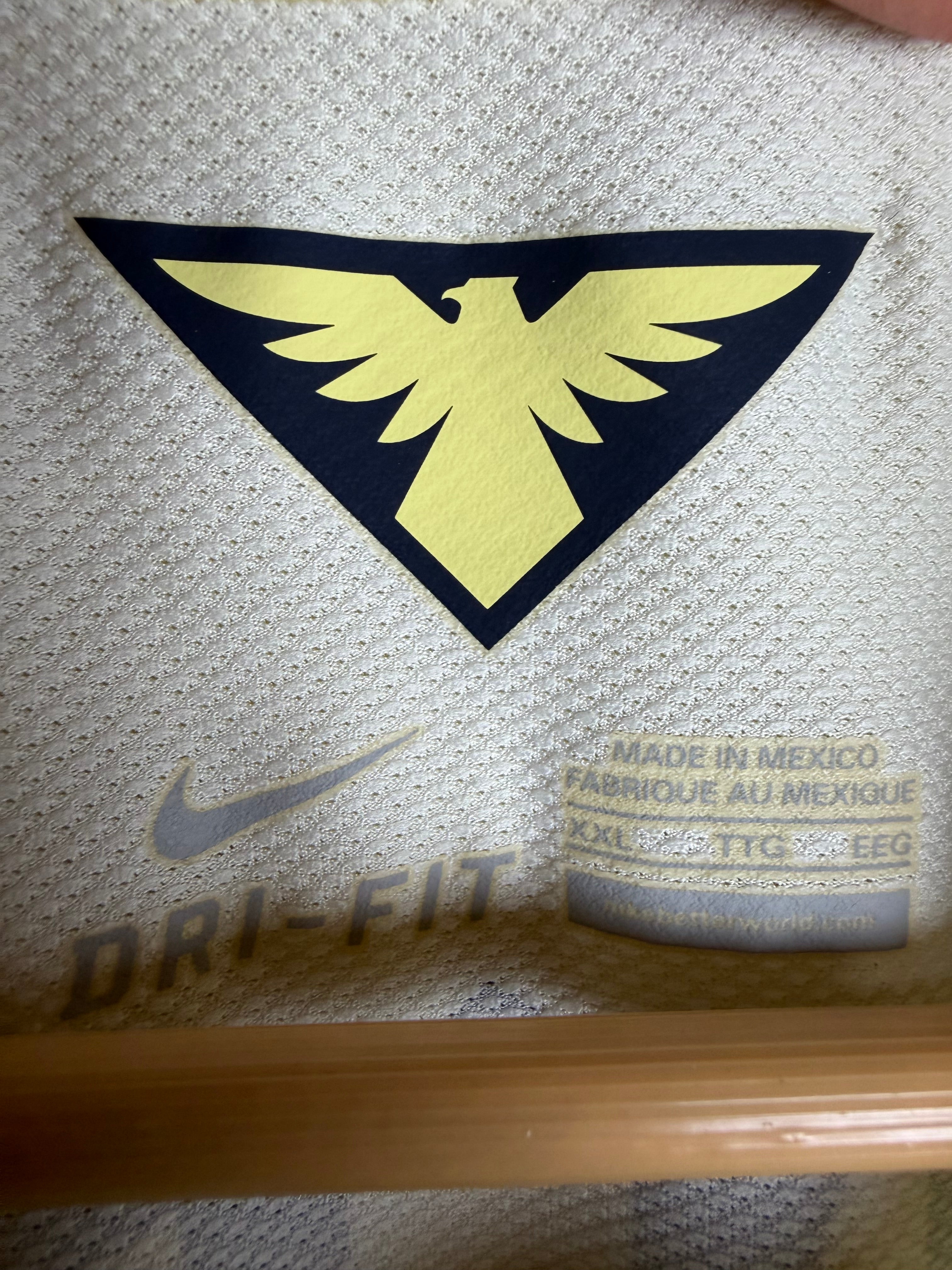 Club America 2014/15 Home Jersey #10 Martinez