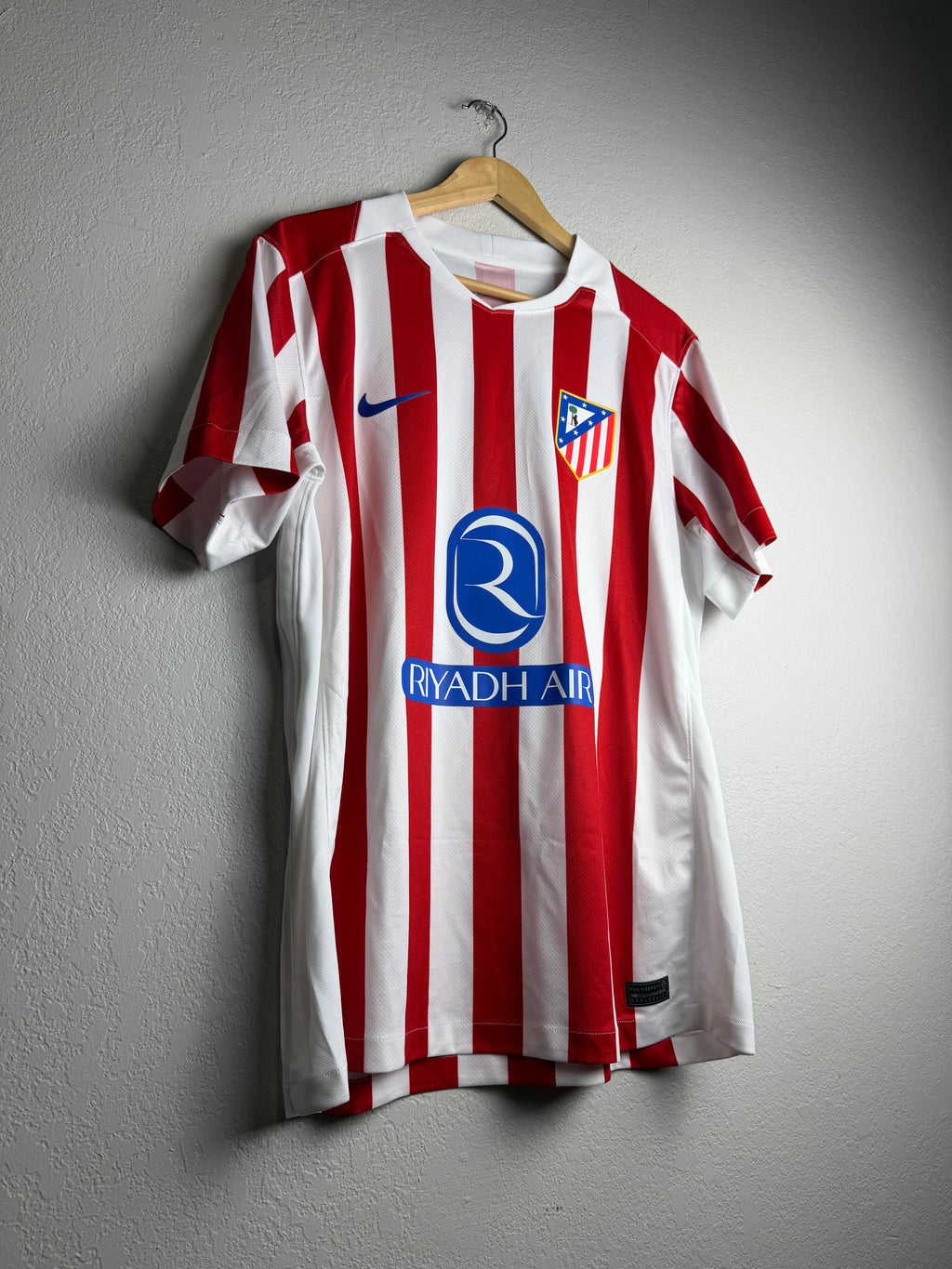 Atletico Madrid 2025/26 Home Jersey #21 Obed Vargas