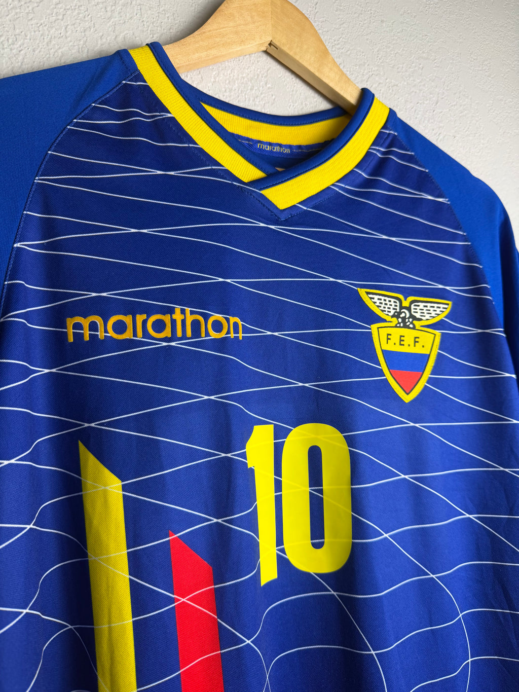 Ecuador National Team 2003/04 Away Jersey #10 Aguinaga