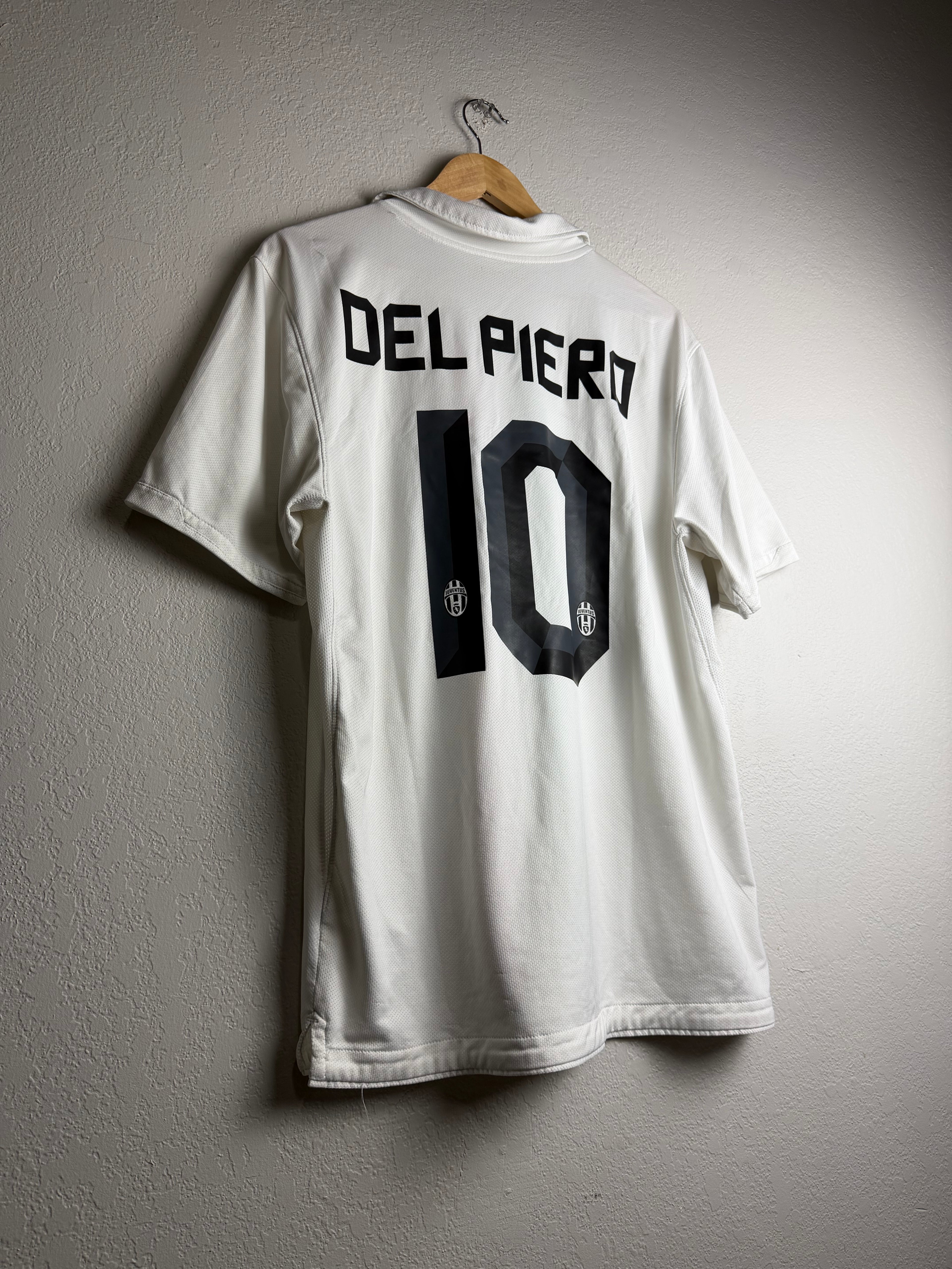 Juventus 2010/11 Away Jersey #10 Del Piero