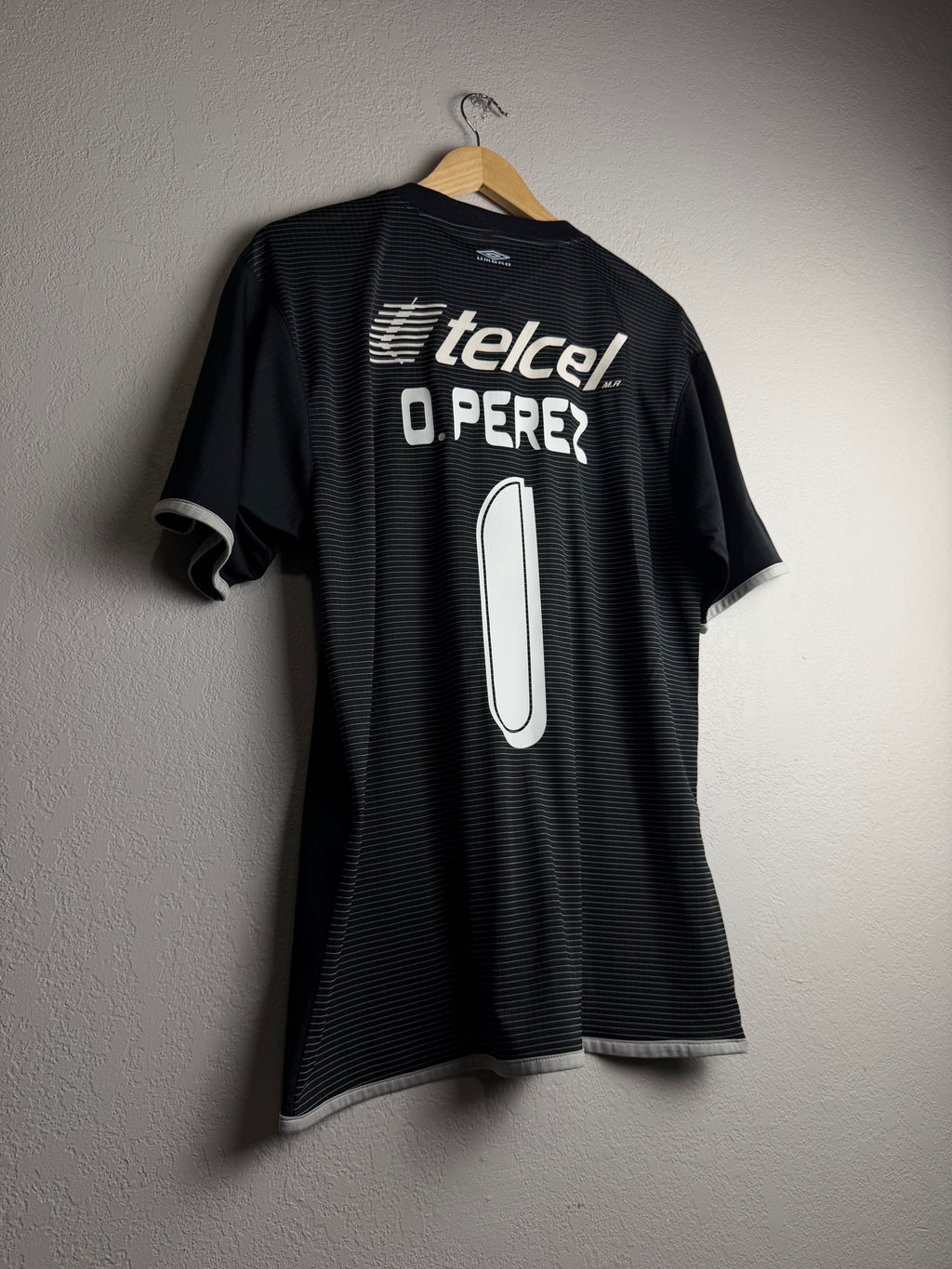 Cruz Azul 2006/07 Goalkeeper Jersey #1 Perez