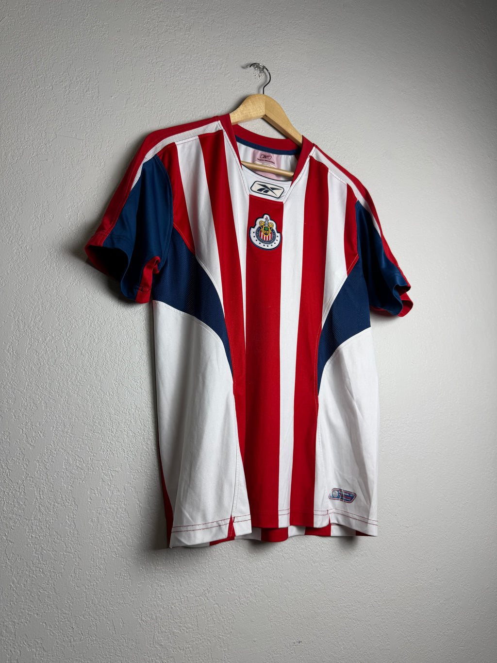 CD Guadalajara Chivas 2005 Home Jersey #100 Bofo