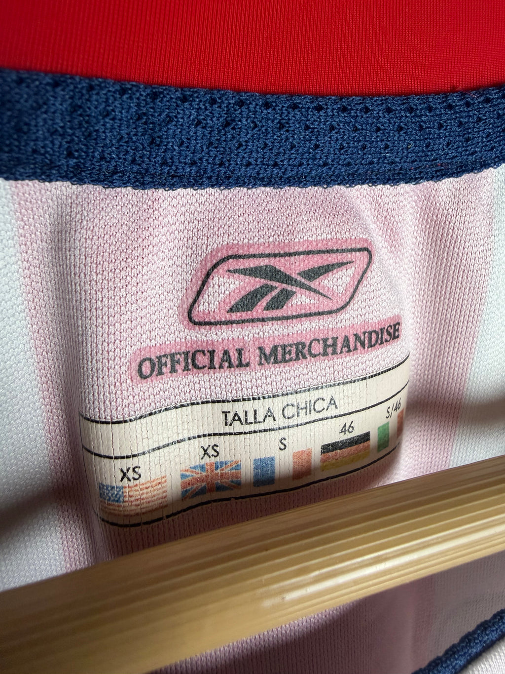 CD Guadalajara Chivas 2005 Home Jersey #100 Bofo