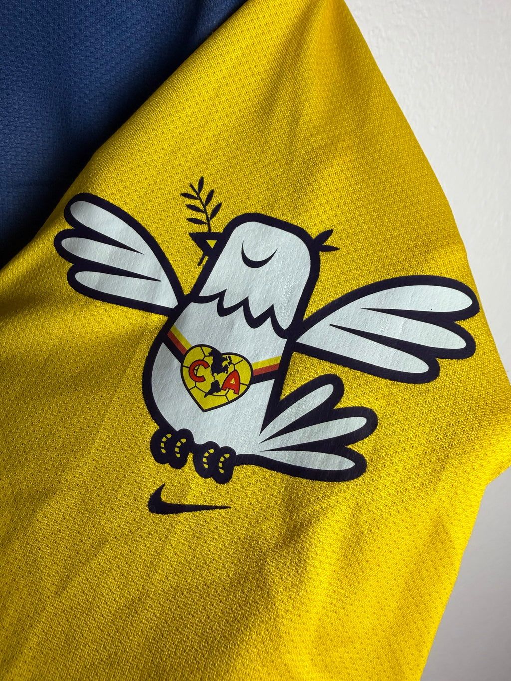 Club America 2010/11 Away Jersey #13 Pardo