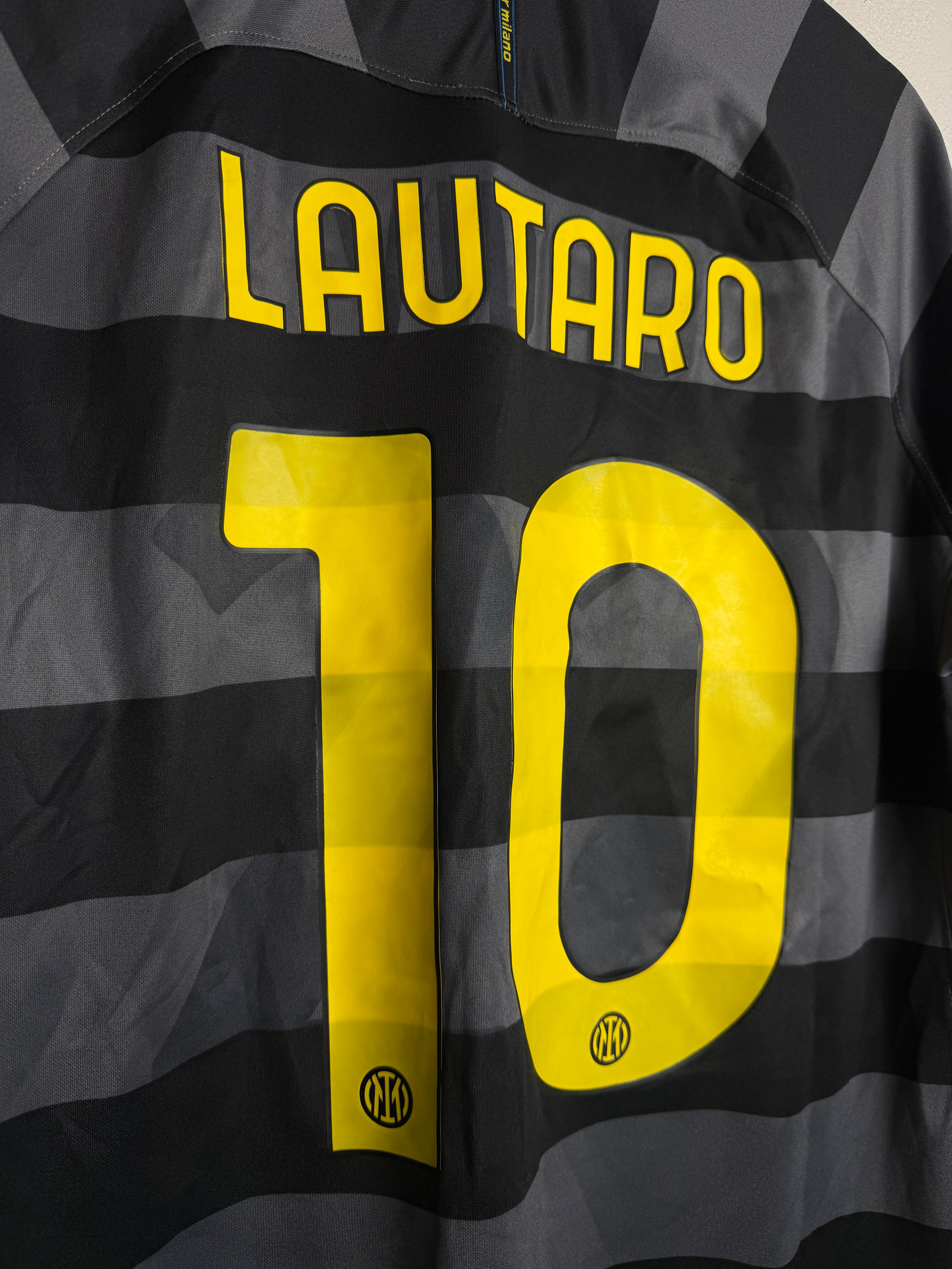 Inter Milan 2020/21 Third Jersey #10 Lautaro