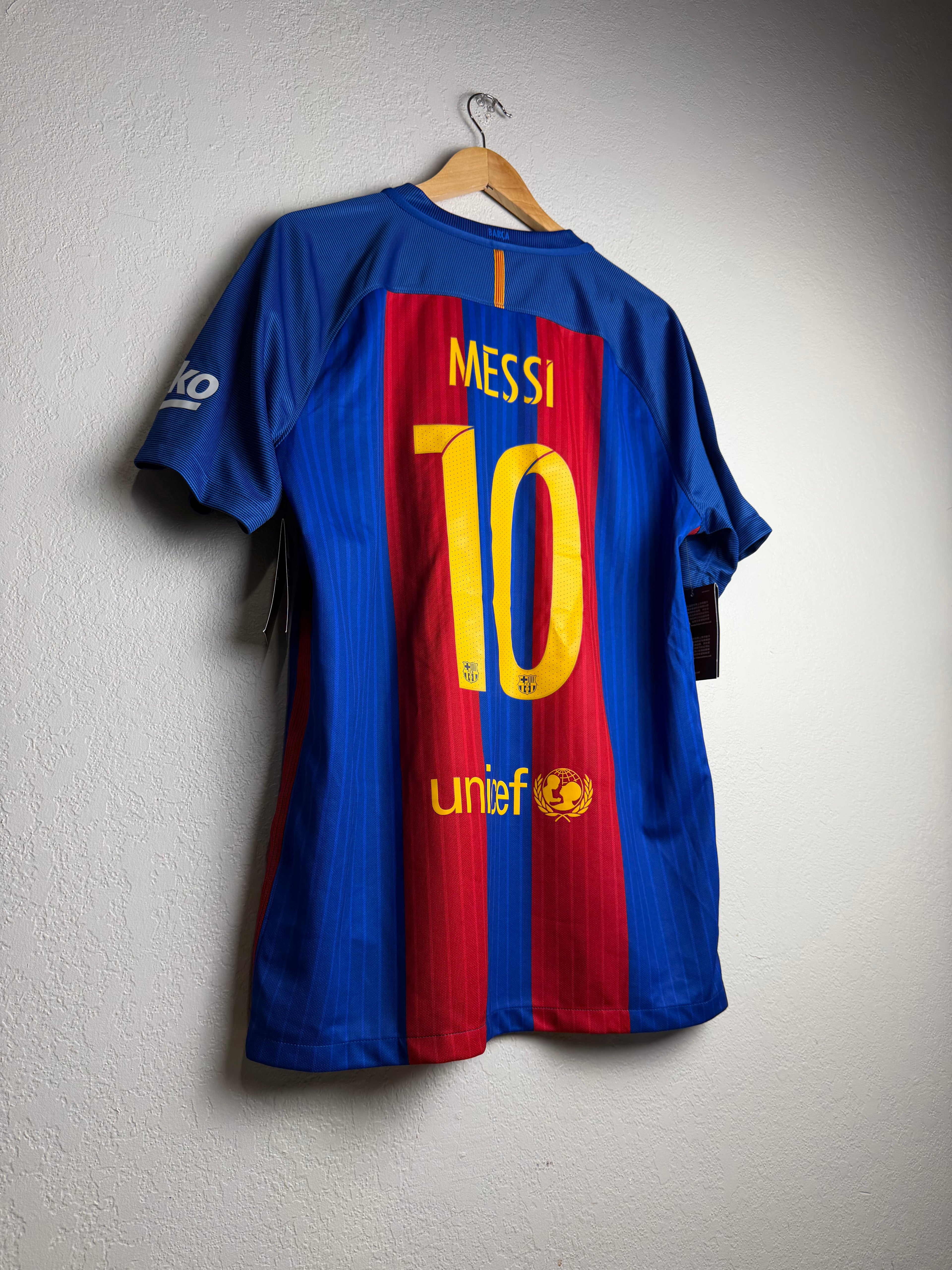 FC Barcelona 2016/17 Home Jersey #10 Messi