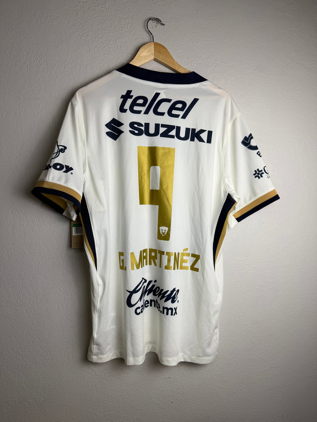 Pumas UNAM 2025/26 Away Soccer Jersey #9 Martinez