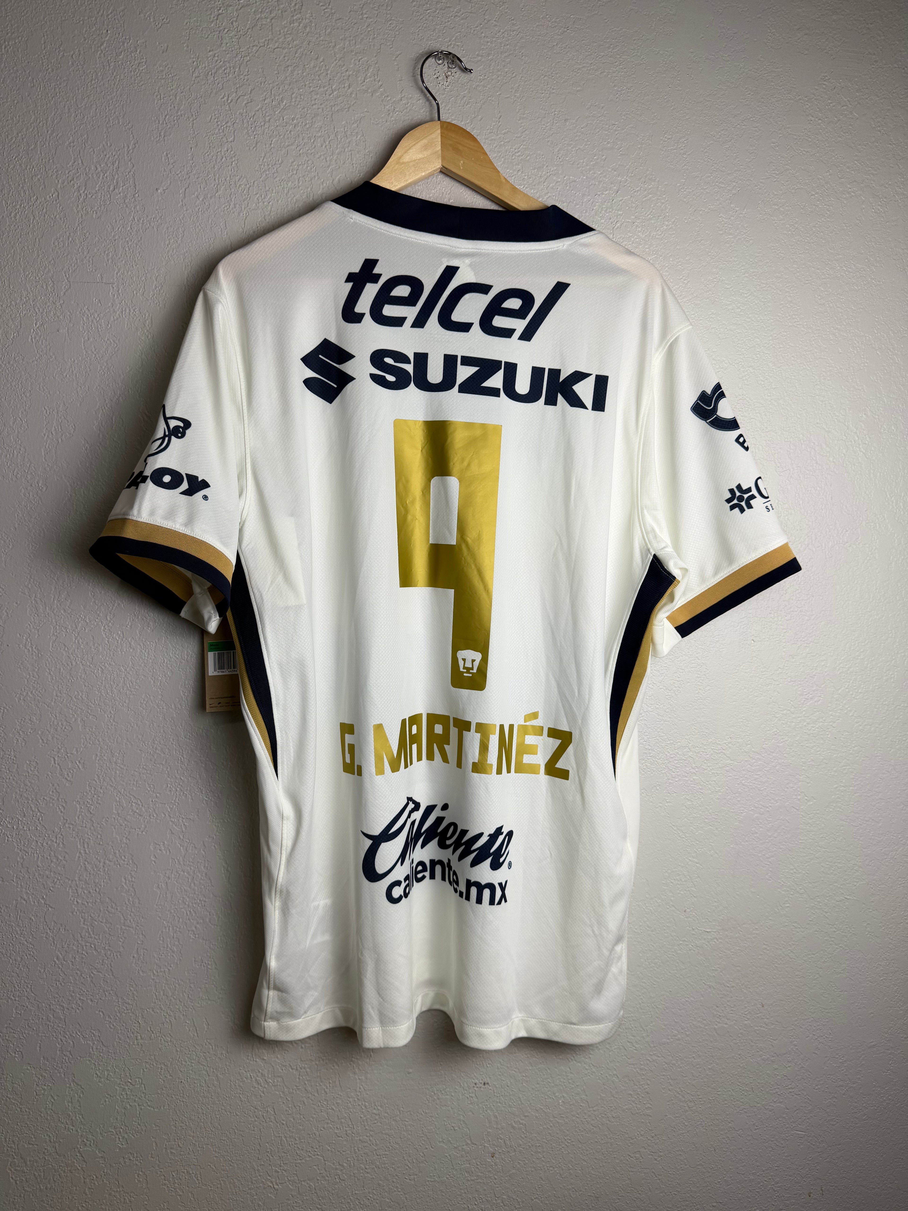 Pumas UNAM 2025/26 Away Soccer Jersey #9 Martinez