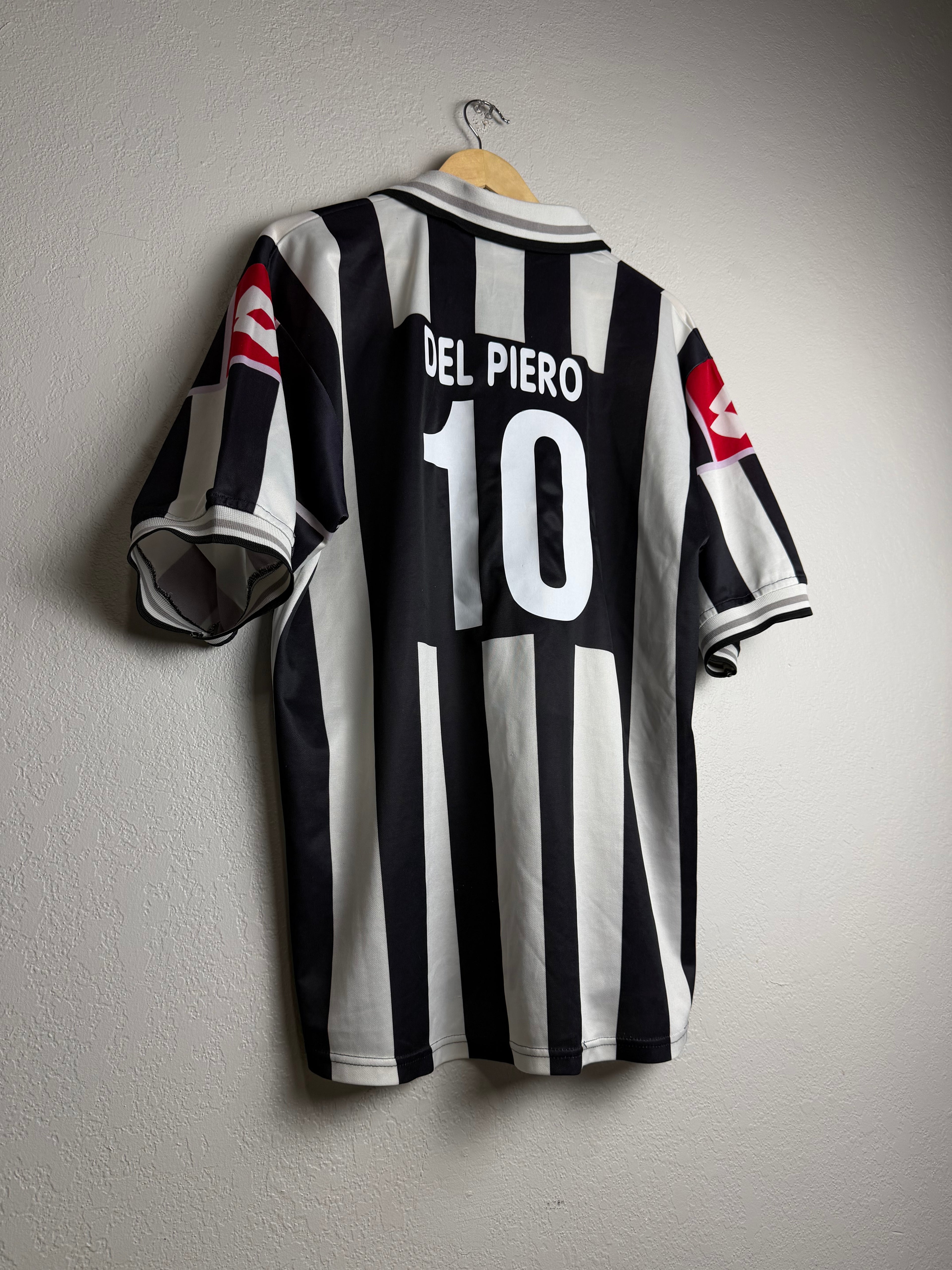 Juventus 2000/01 Home Soccer Jersey #10 Del Piero