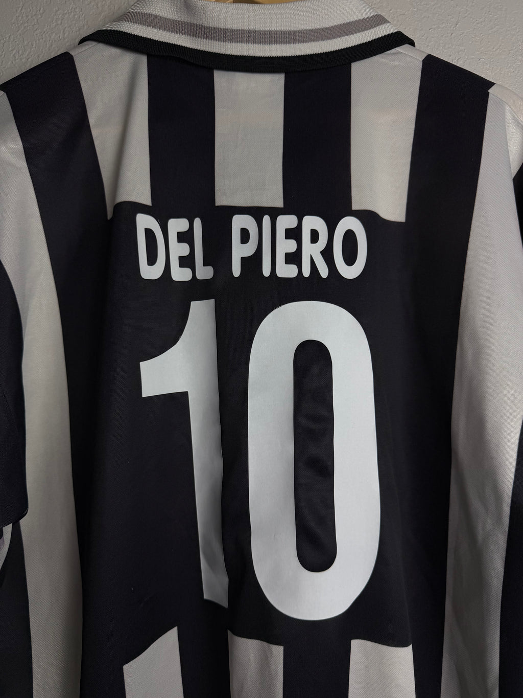 Juventus 2000/01 Home Soccer Jersey #10 Del Piero