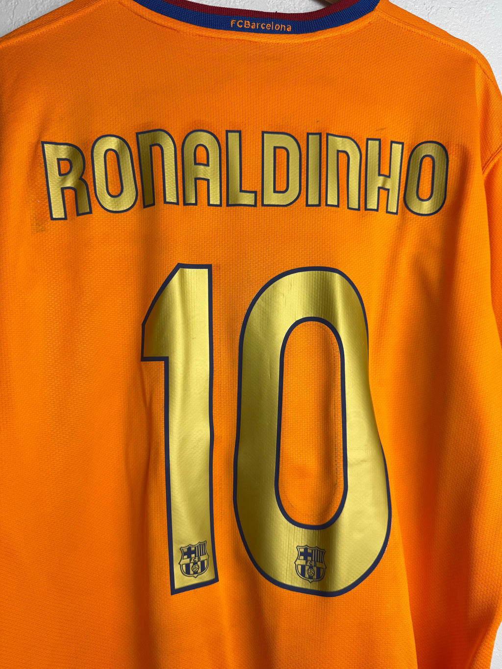 FC Barcelona 2006/07 Away Jersey #10 Ronaldinho