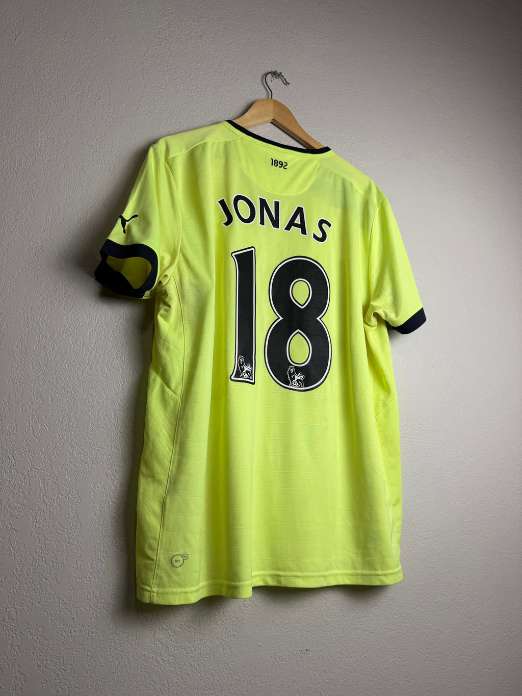 Newcastle United 2011/12 Third Jersey #18 Jonas