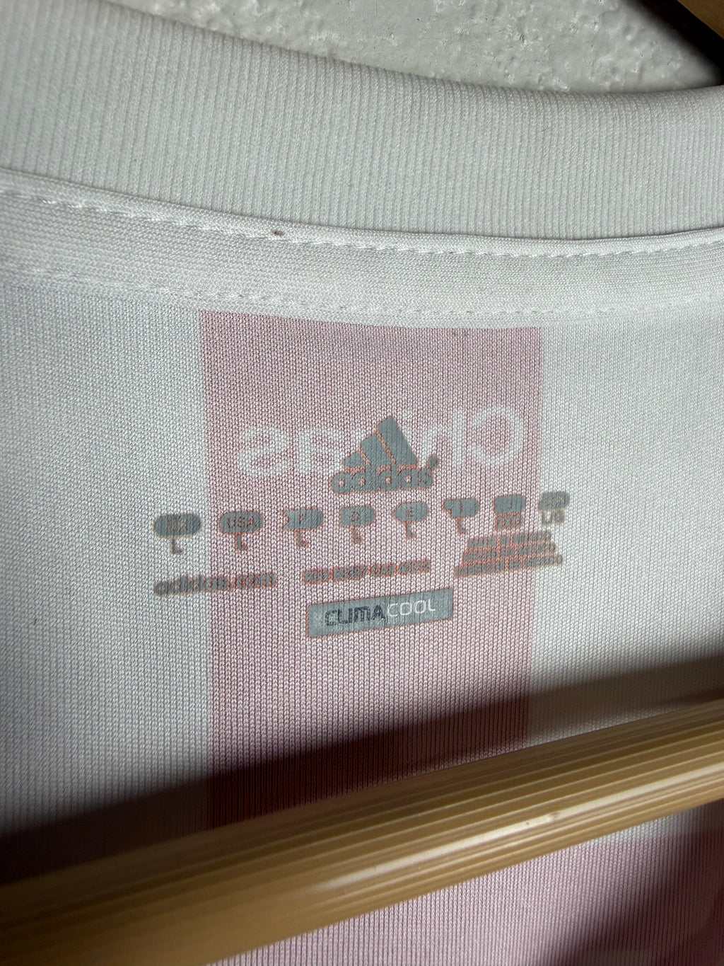 CD Guadalajara Chivas 2011/12 Home Jersey #10 Venado