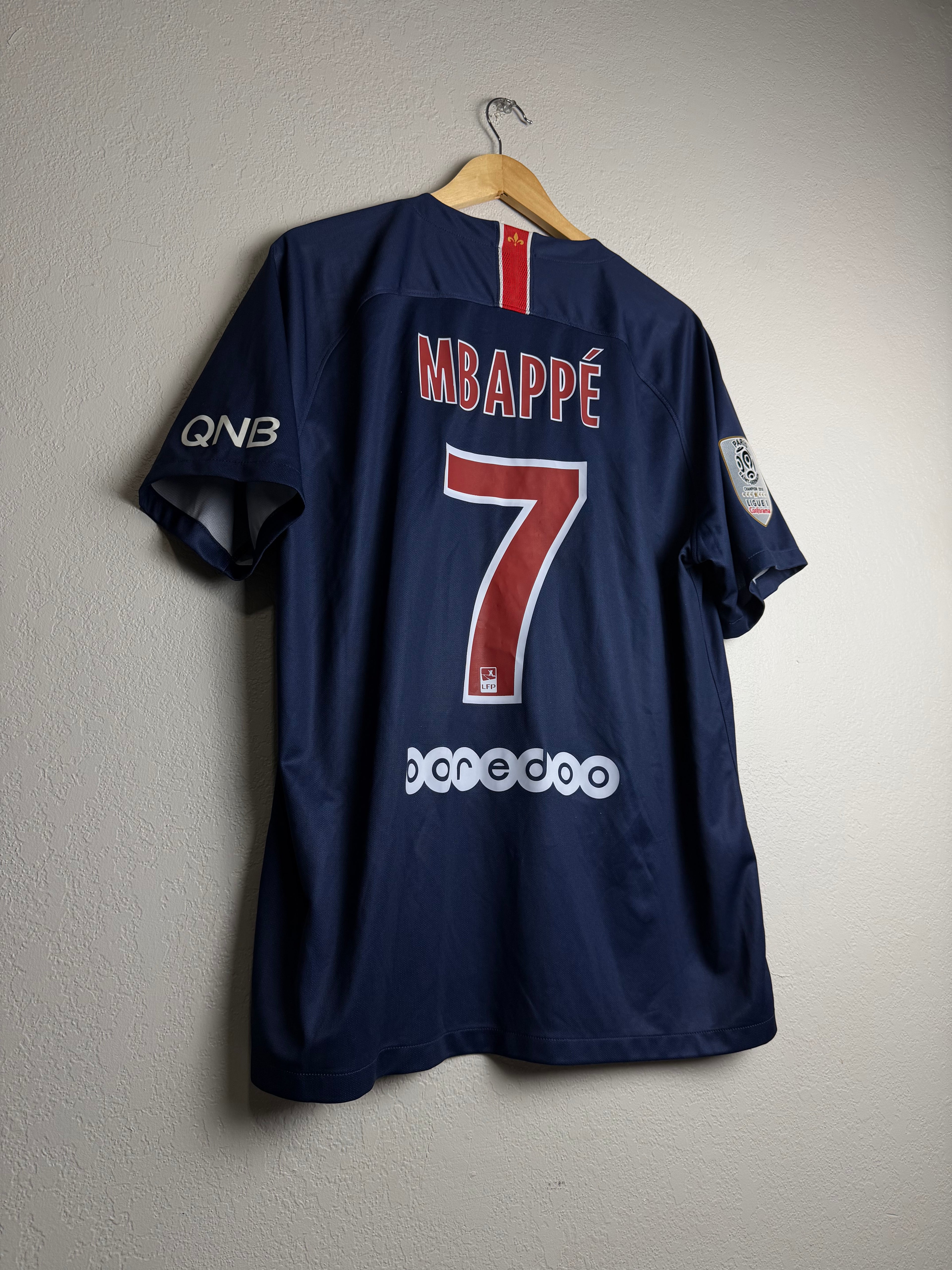 Paris Saint-Germain 2018/19 Home Jersey #7 Mbappe