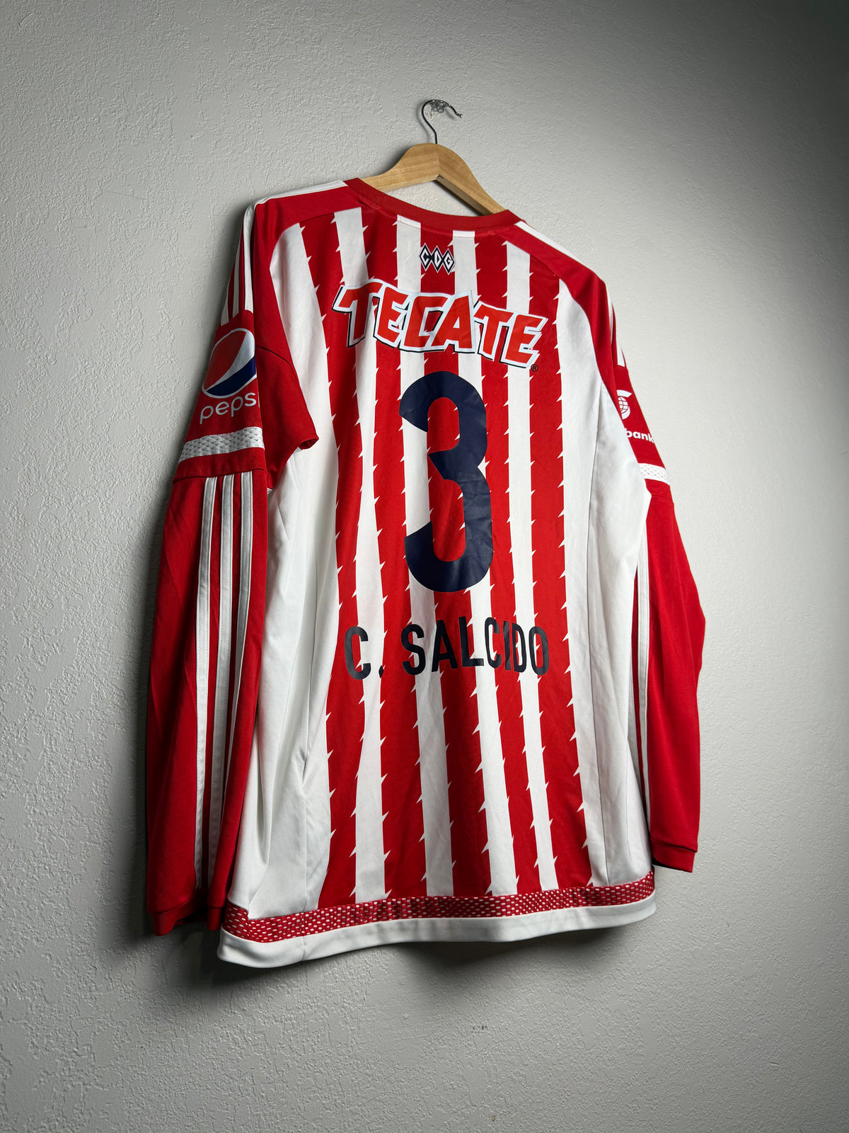 CD Guadalajara Chivas 2015/16 Home Jerey #3 Salcido