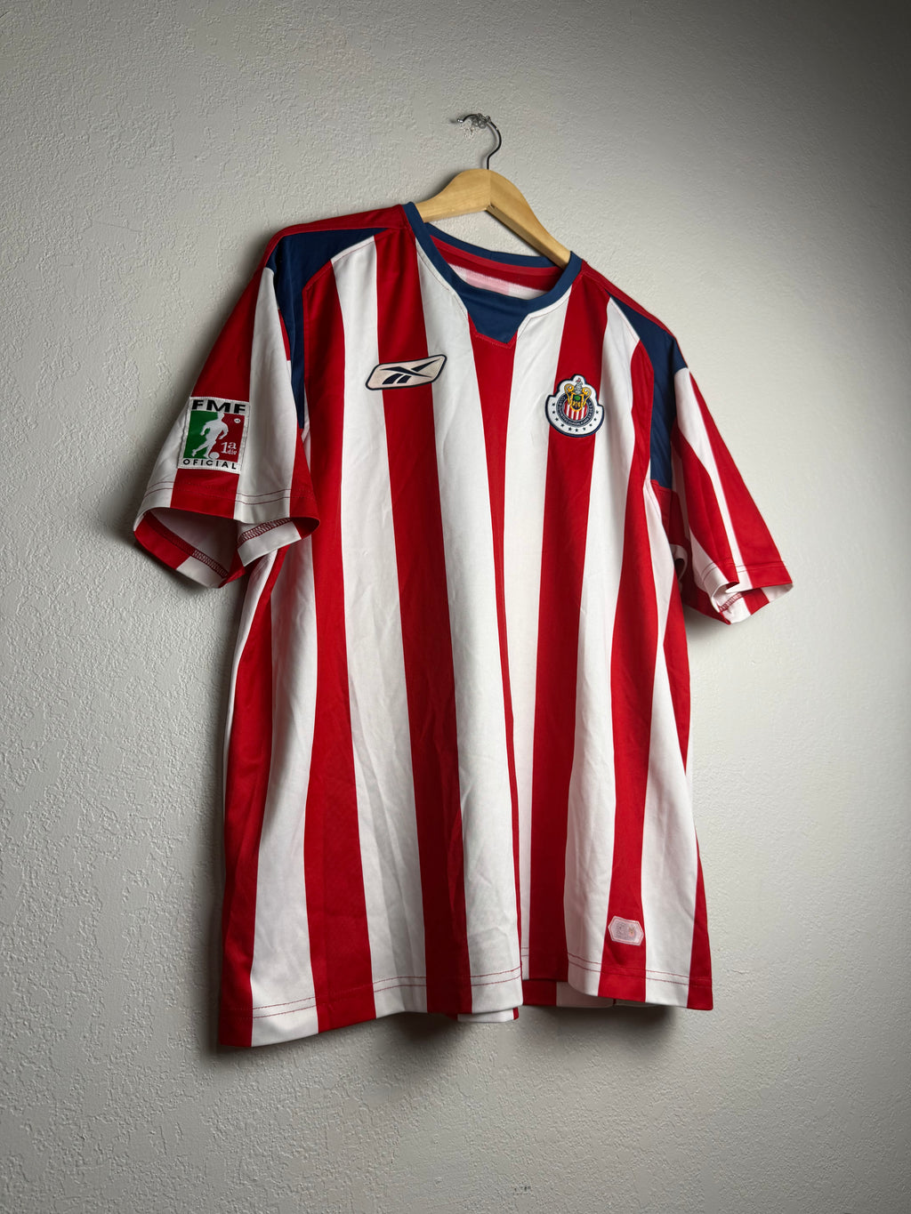 CD Guadalajara Chivas 2005/06 Home Jersey #100 Bofo