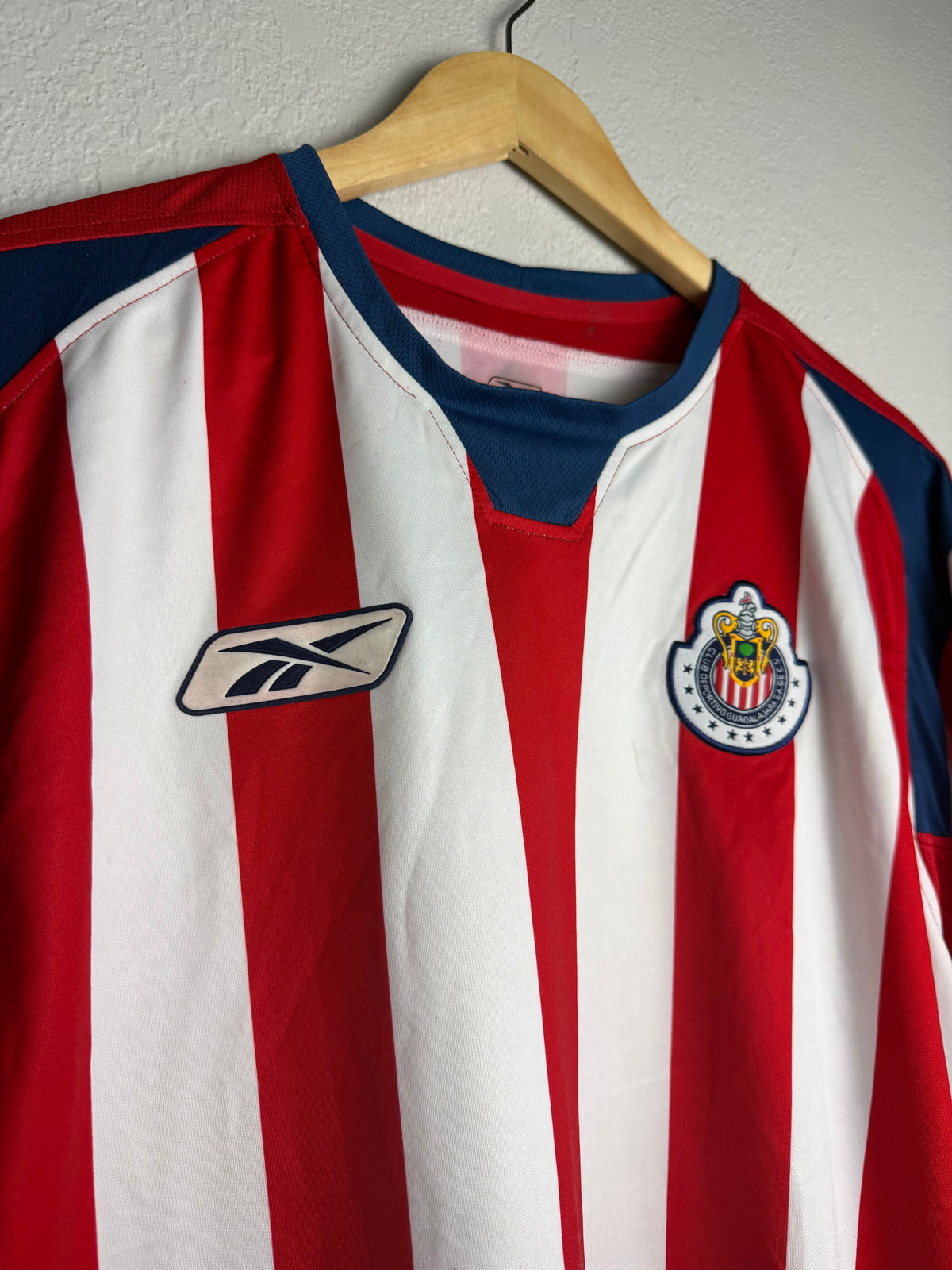 CD Guadalajara Chivas 2005/06 Home Jersey #100 Bofo