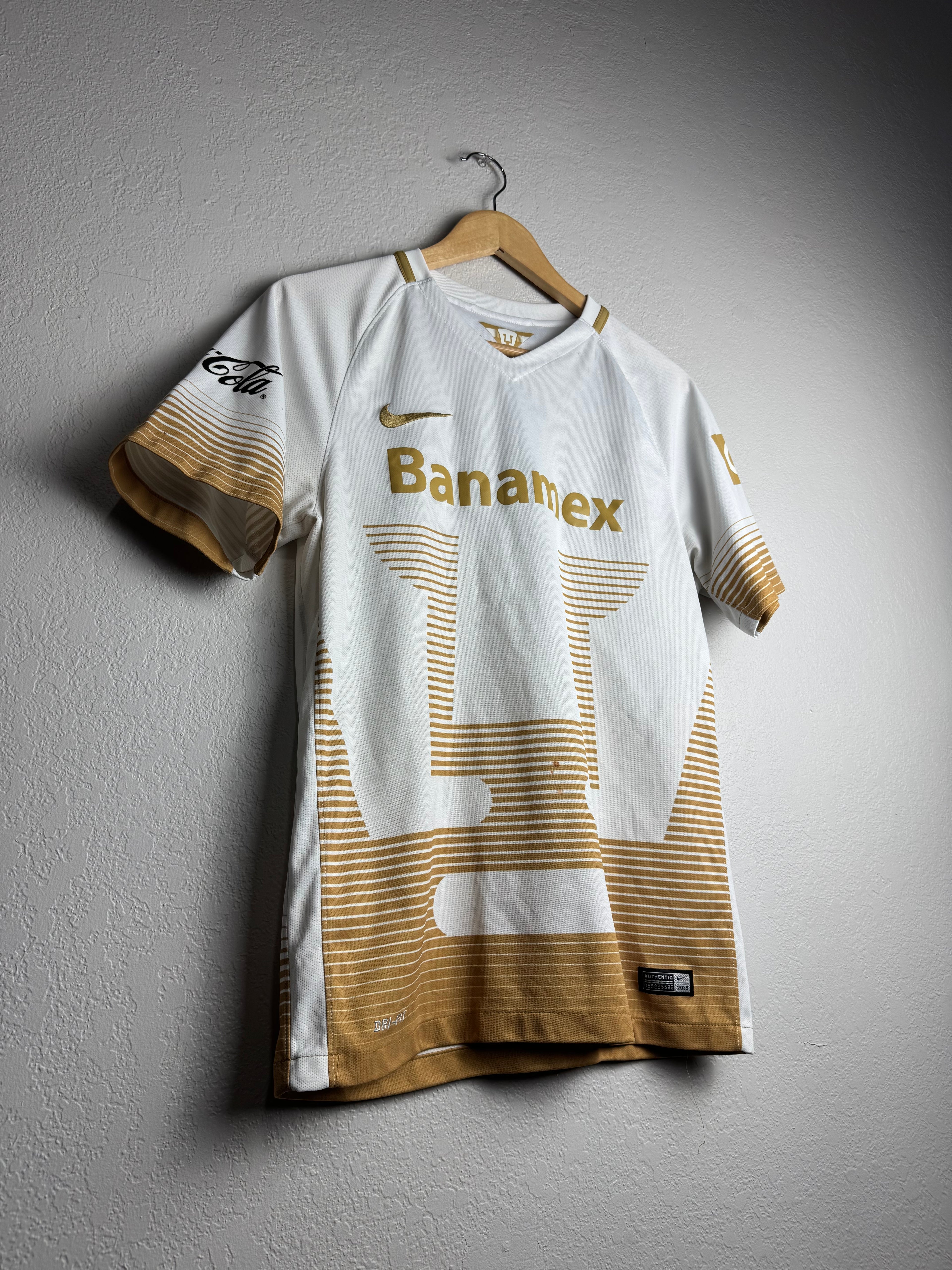 Pumas UNAM 2015/16 Away Jersey #4 Veron