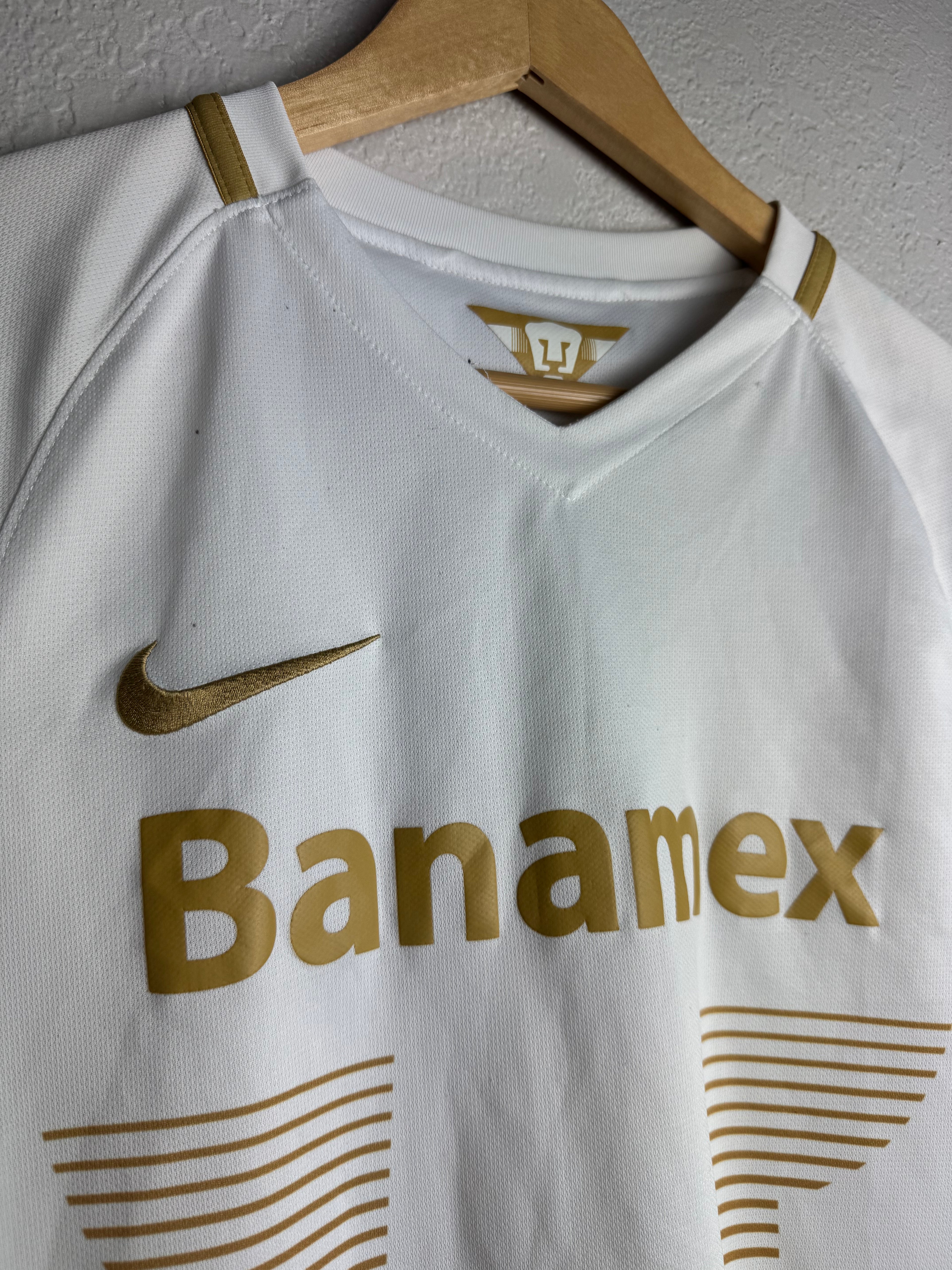 Pumas UNAM 2015/16 Away Jersey #4 Veron