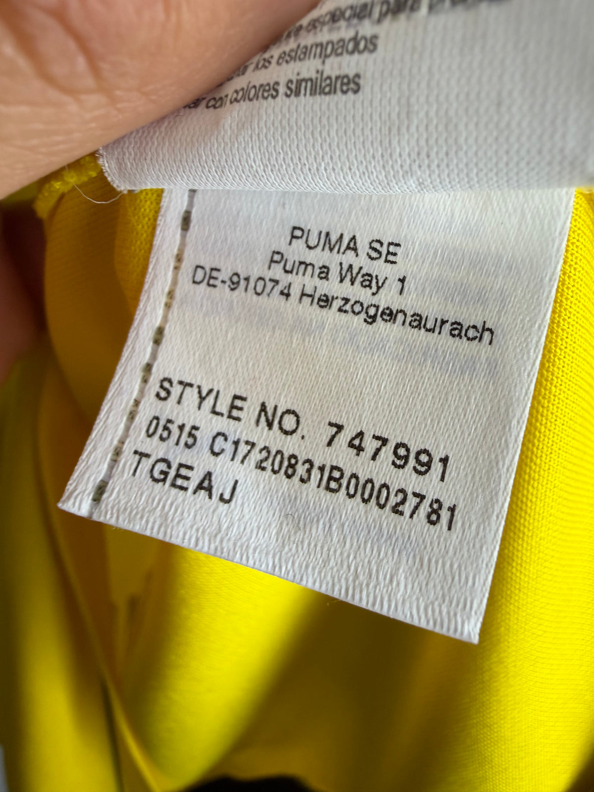 Borussia Dortmund 2015/16 Home Jersey #11 Reus