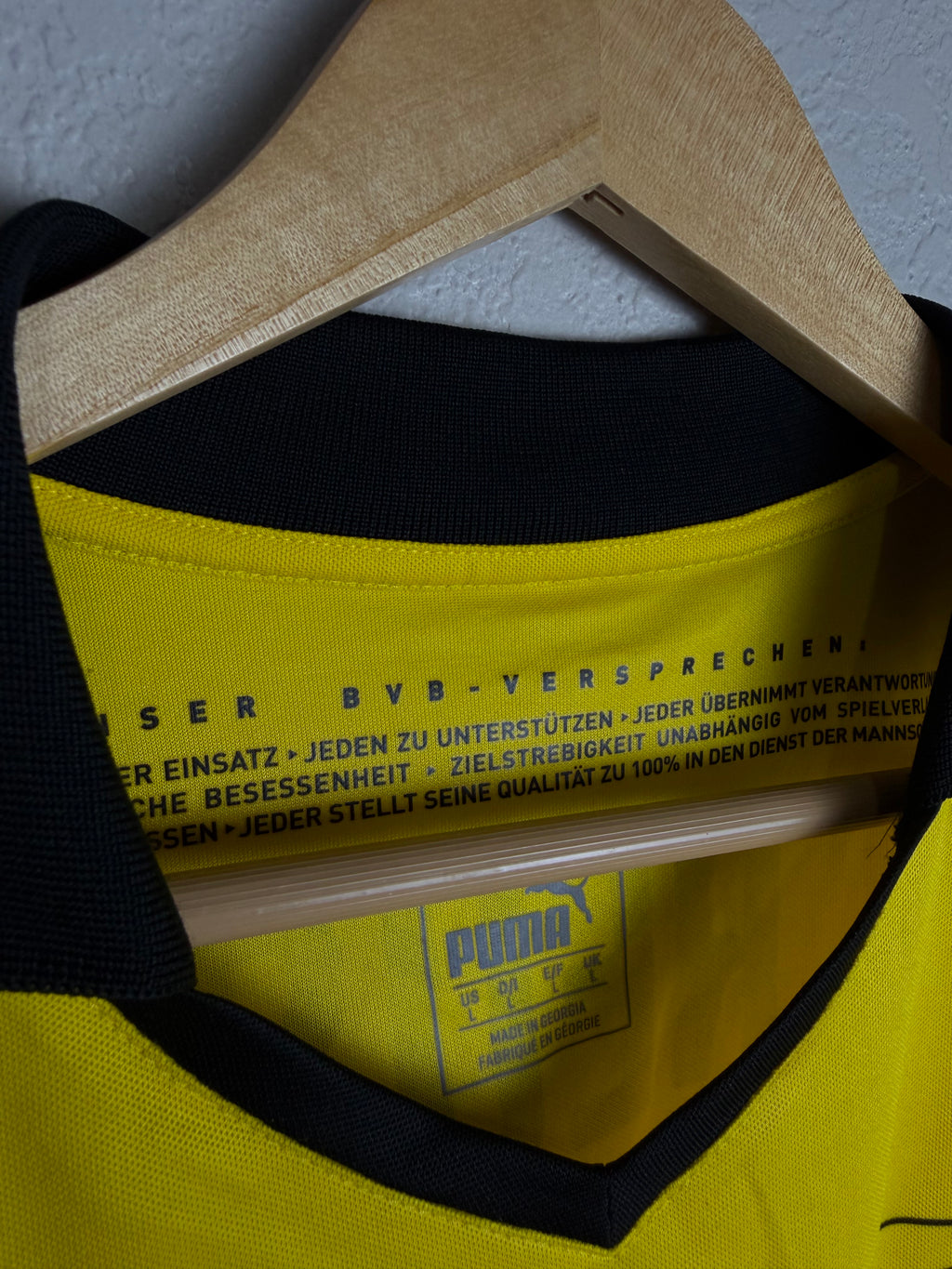 Borussia Dortmund 2015/16 Home Jersey #11 Reus