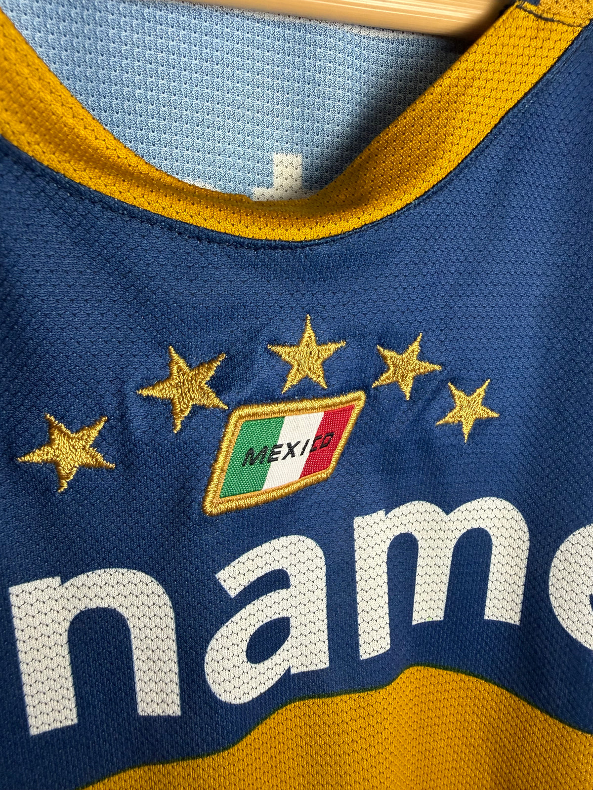 Pumas UNAM 2004/05 Away Jersey #4 Marioni