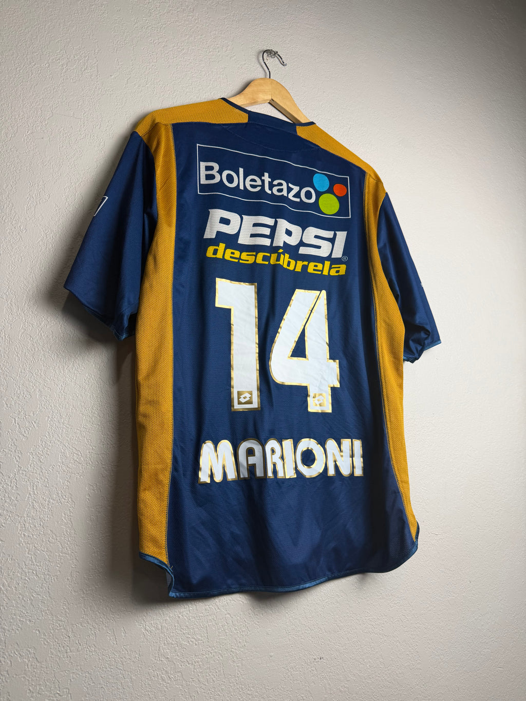 Pumas UNAM 2004/05 Away Jersey #4 Marioni