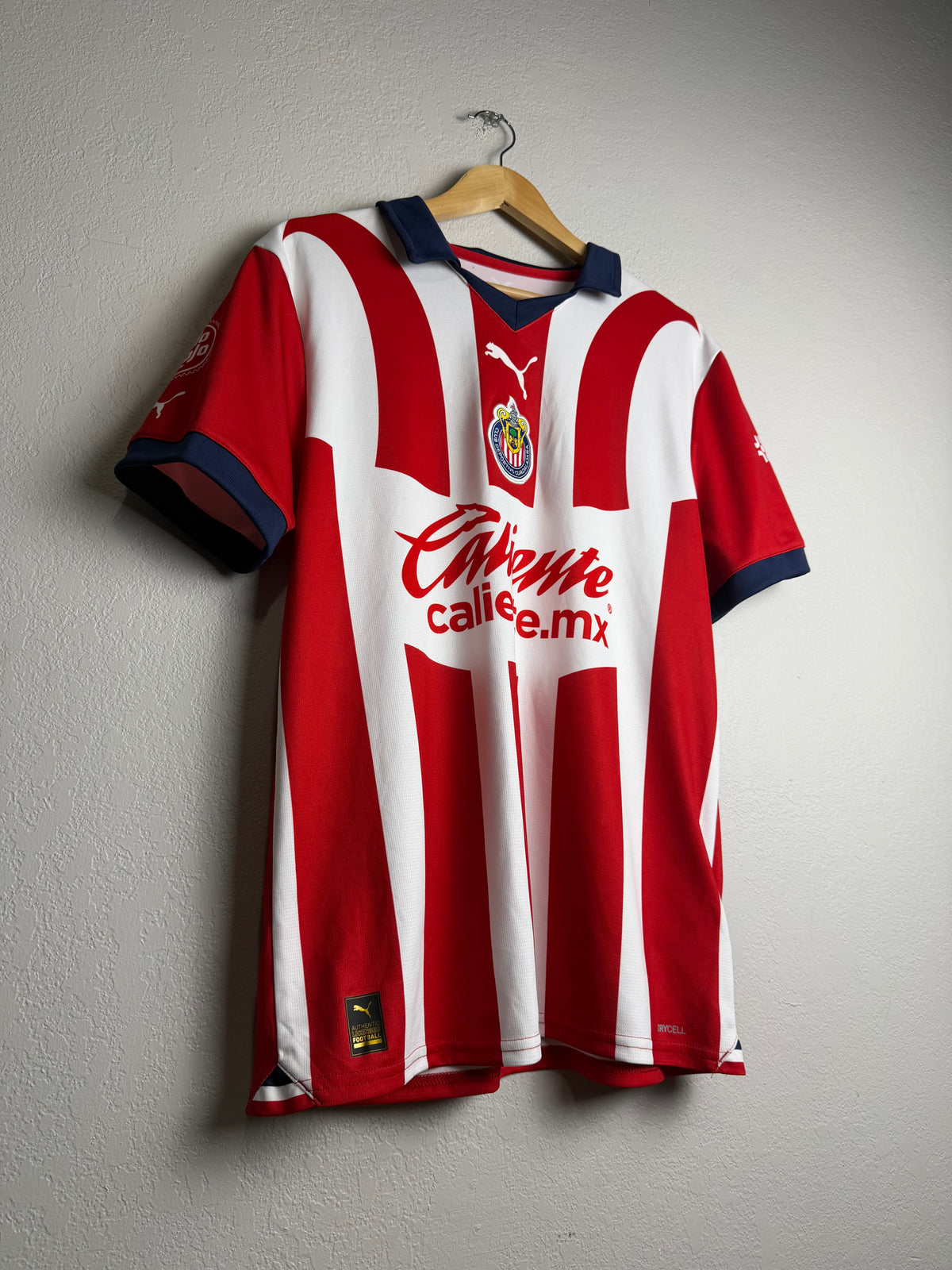 CD Guadalajara Chivas 2023/24 Home Jersey #34 Hormiga