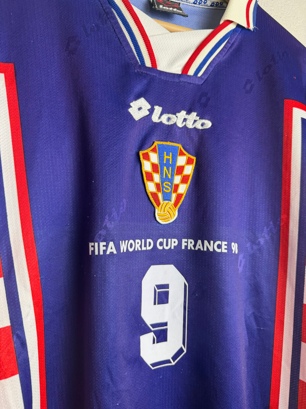 Croatia National Team 1998 World Cup Away Jersey #9 Suker