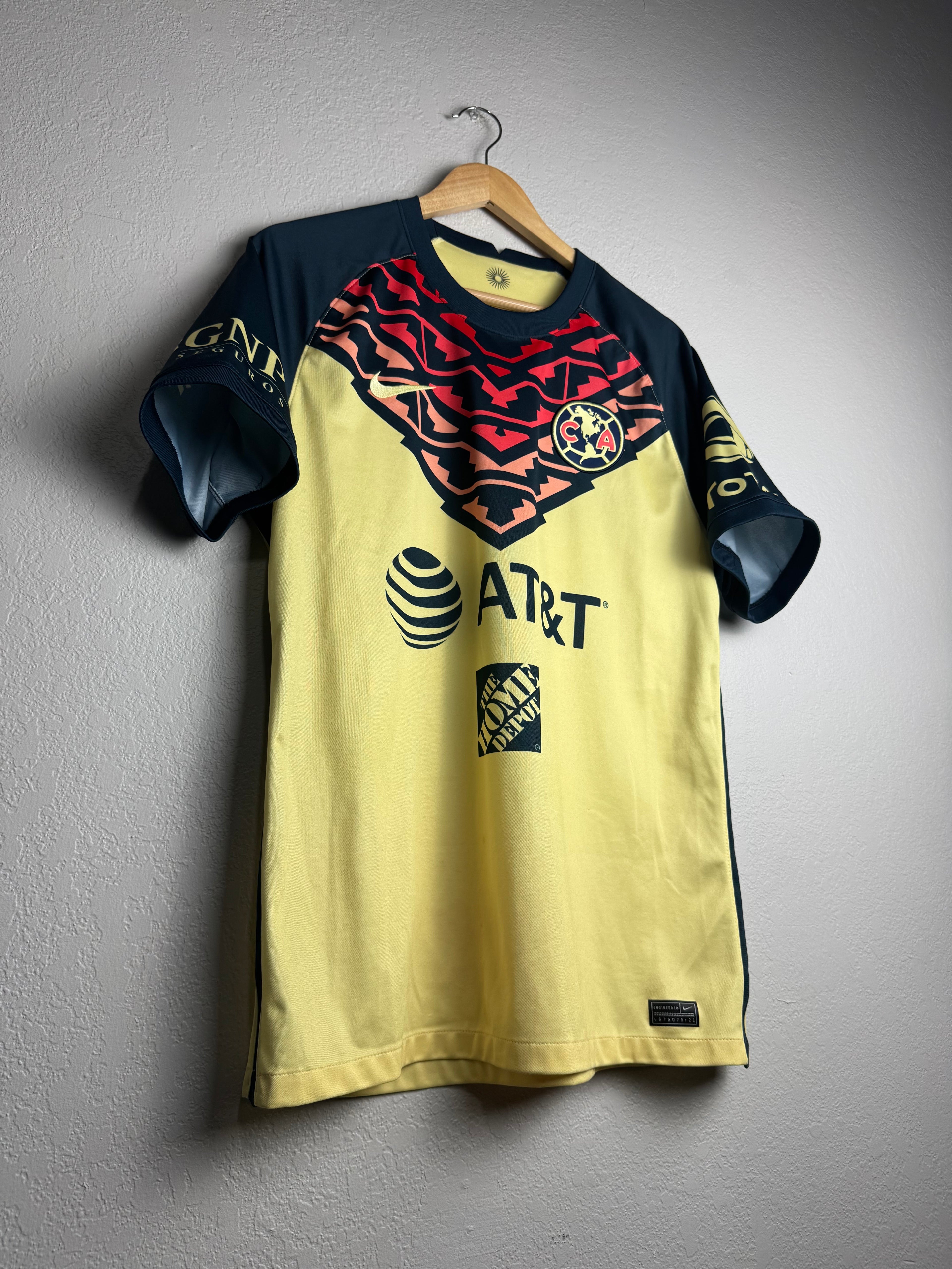 Club America 2021/22 Home Jersey #10 Cordova