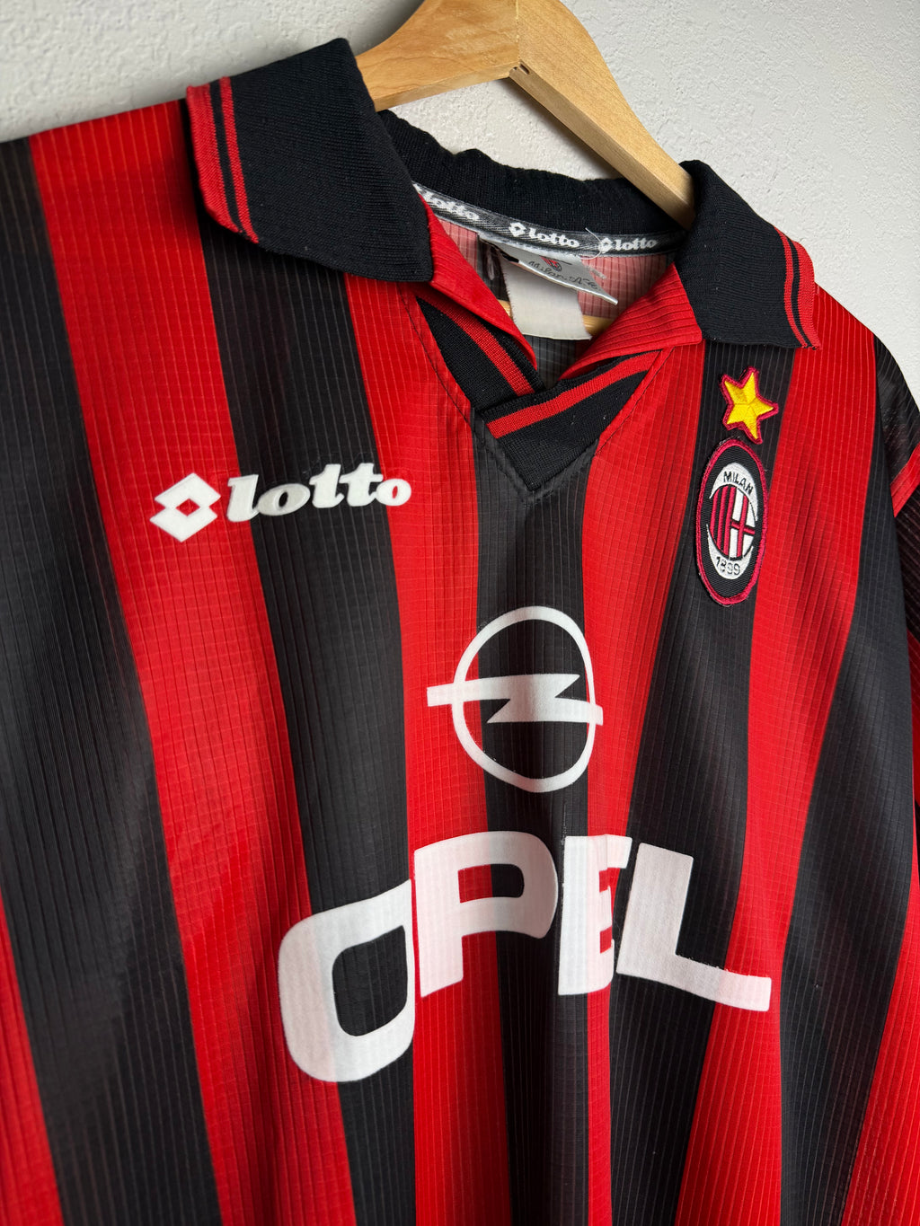 AC Milan 1997/98 Home Jersey #3 Maldini