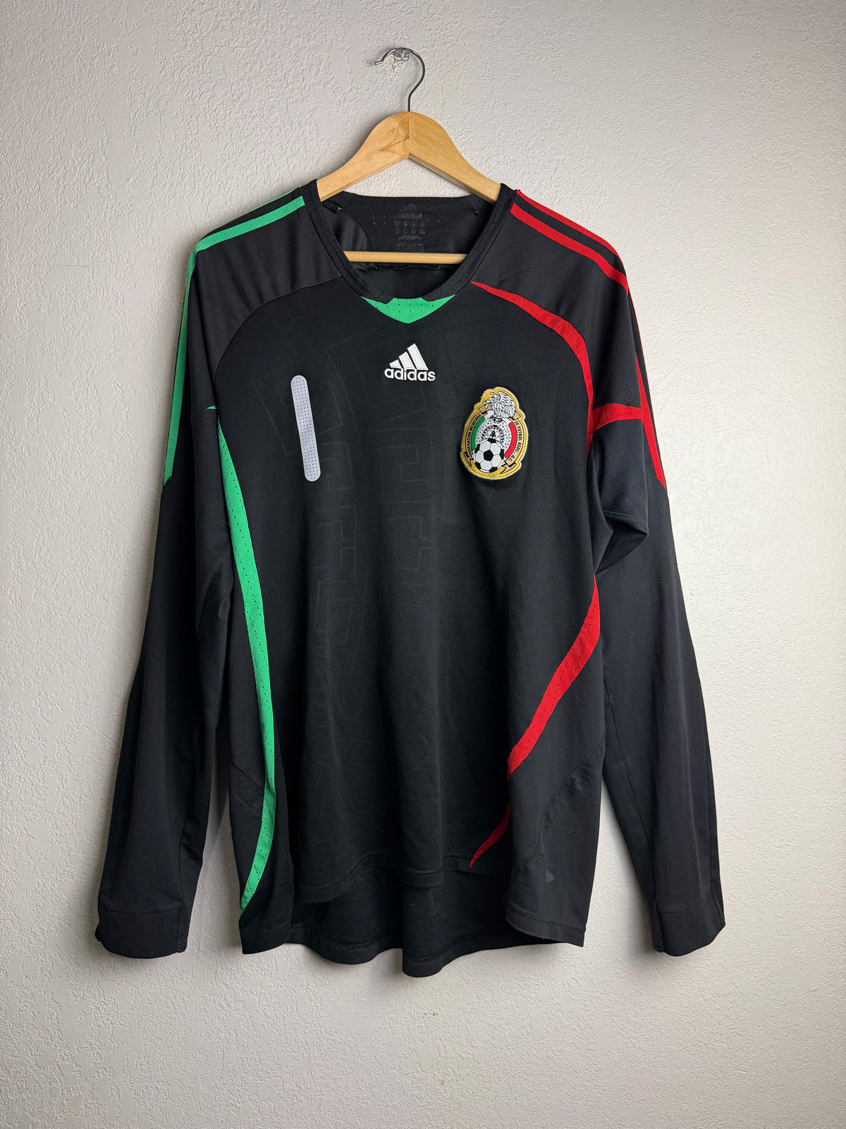 Mexico National Team 2008/09 Home Goalkeeper Jersey #1 Ochoa
