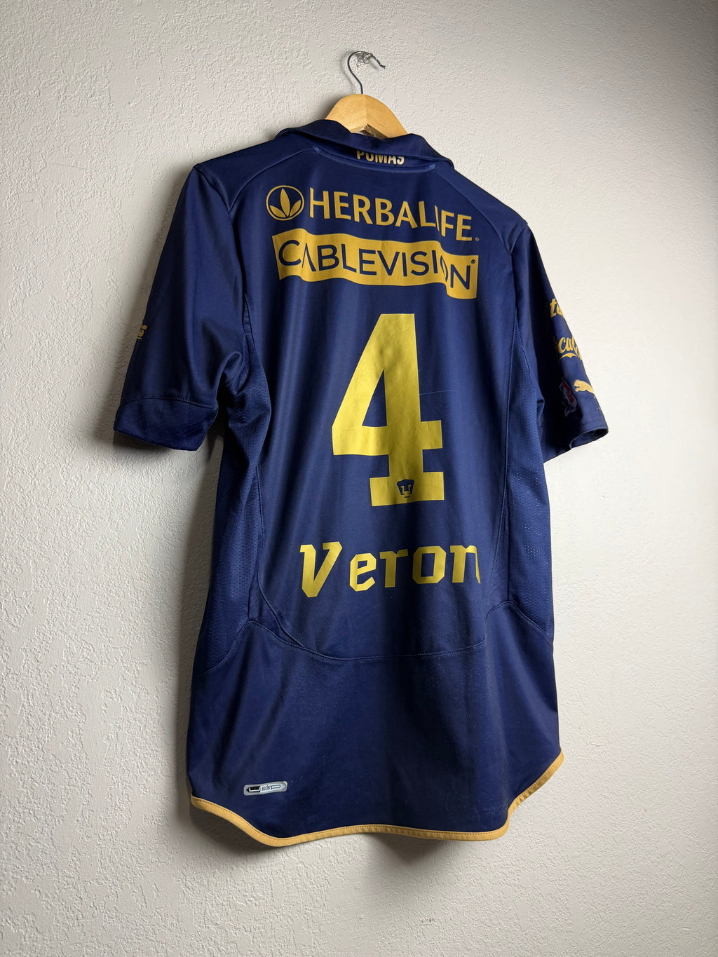 Pumas UNAM 2010/11 Home Jersey #4 Veron