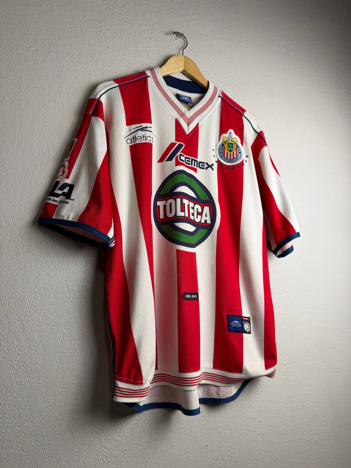 CD Guadalajara Chivas 2000/01 Home Jersey