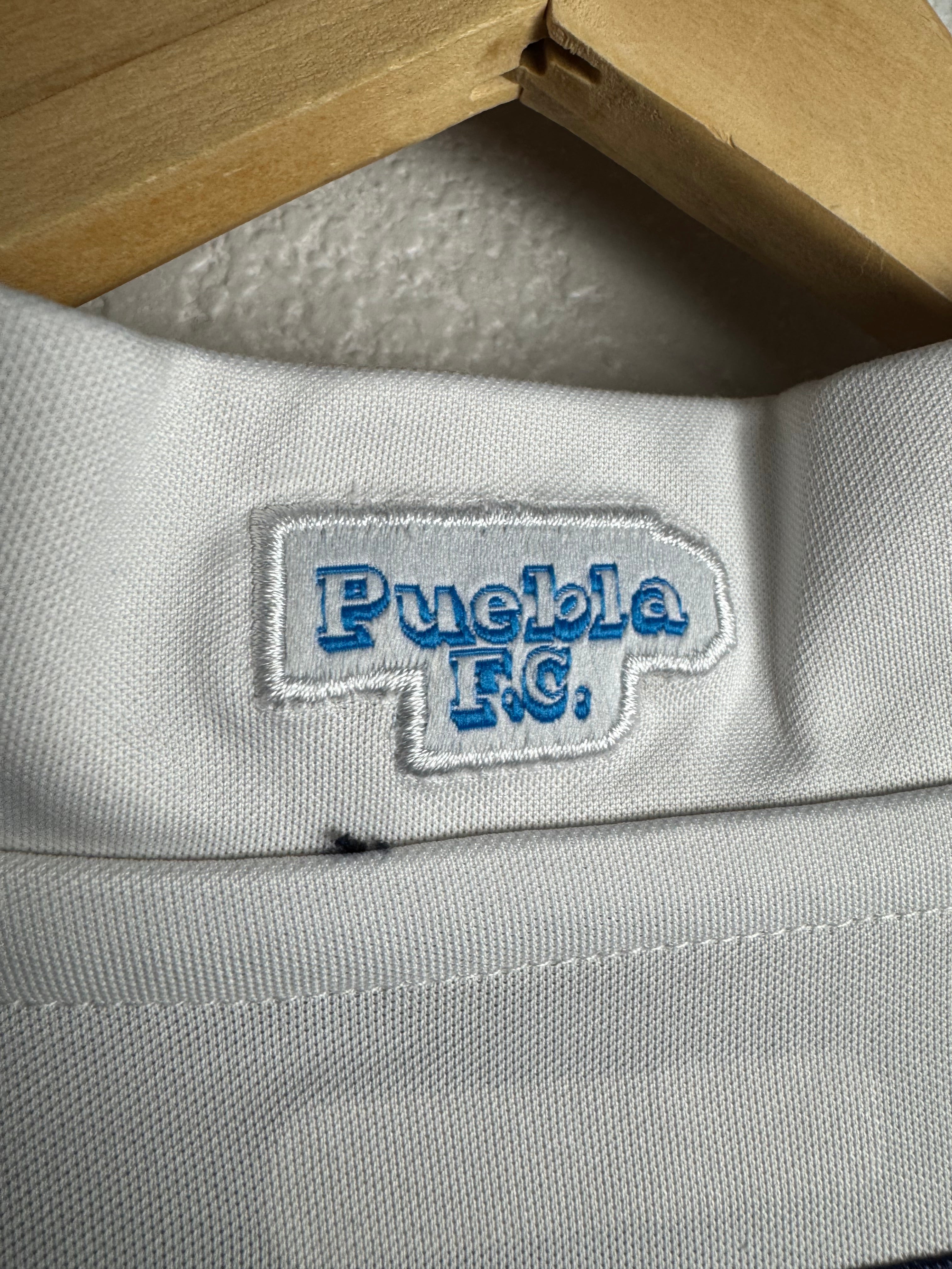 Puebla FC 2008/09 Away Jersey #20 Davino