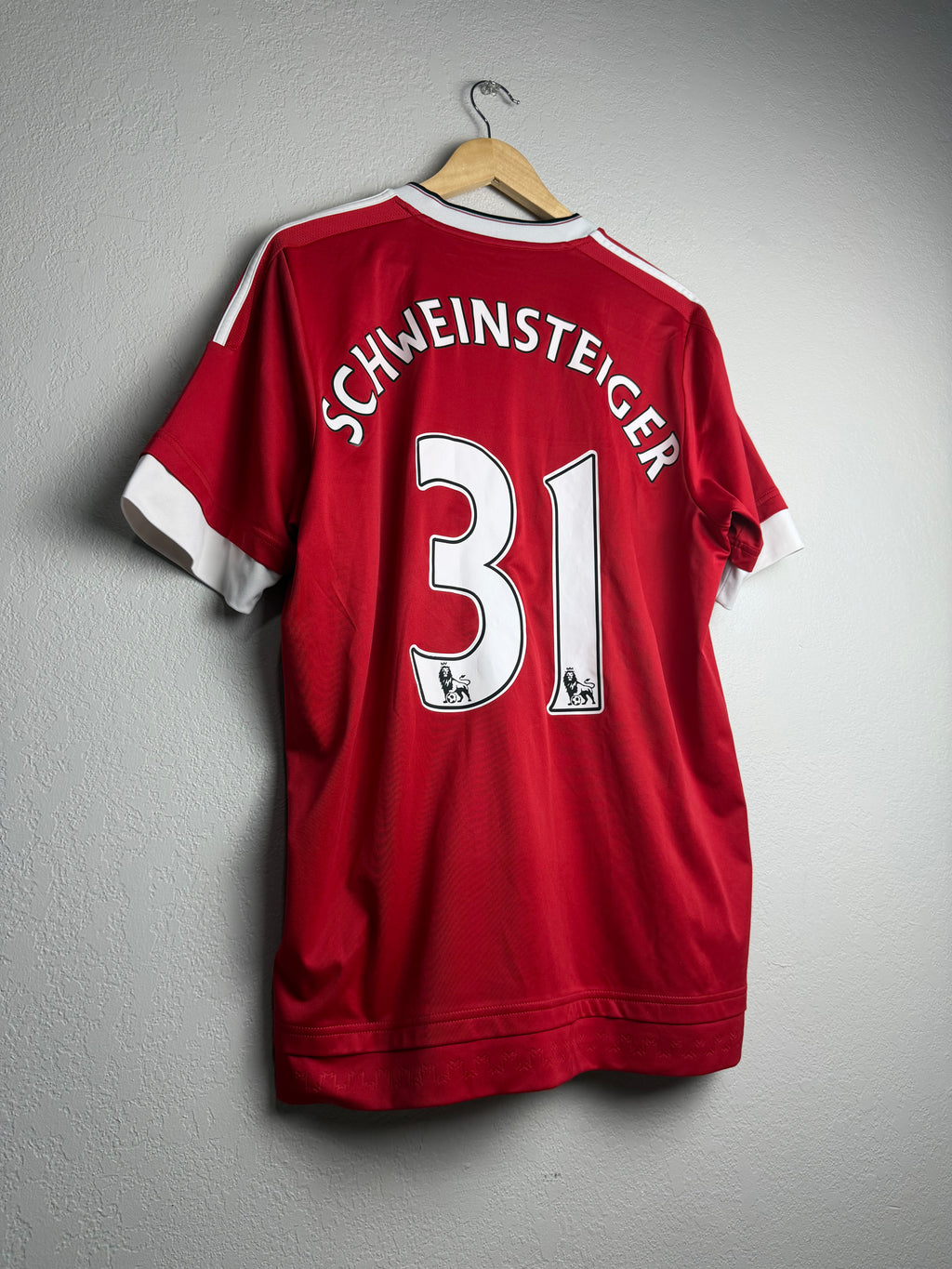 Manchester United 2015/16 Home Jersey #31 Schweinsteiger