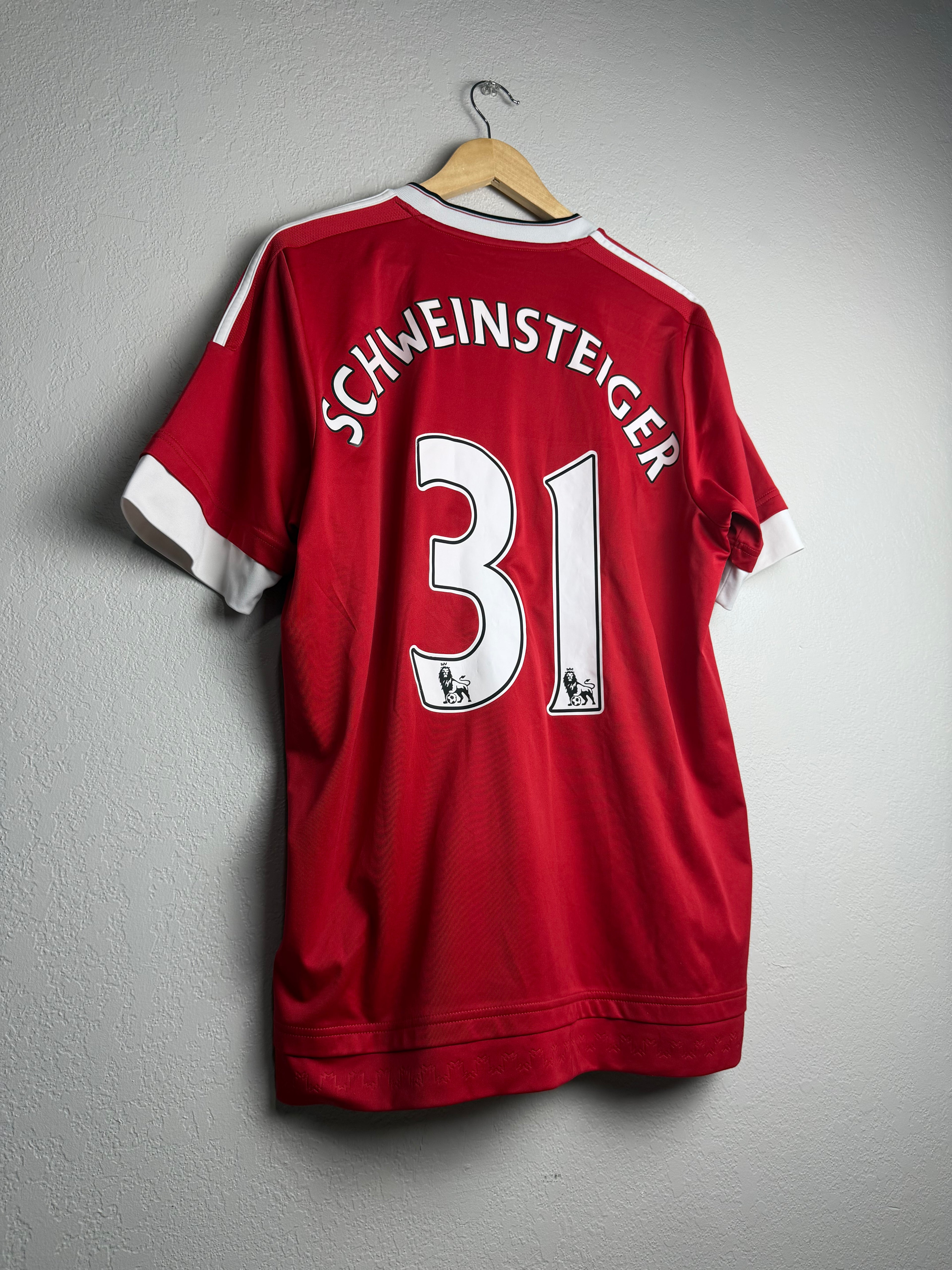 Manchester United 2015/16 Home Jersey #31 Schweinsteiger