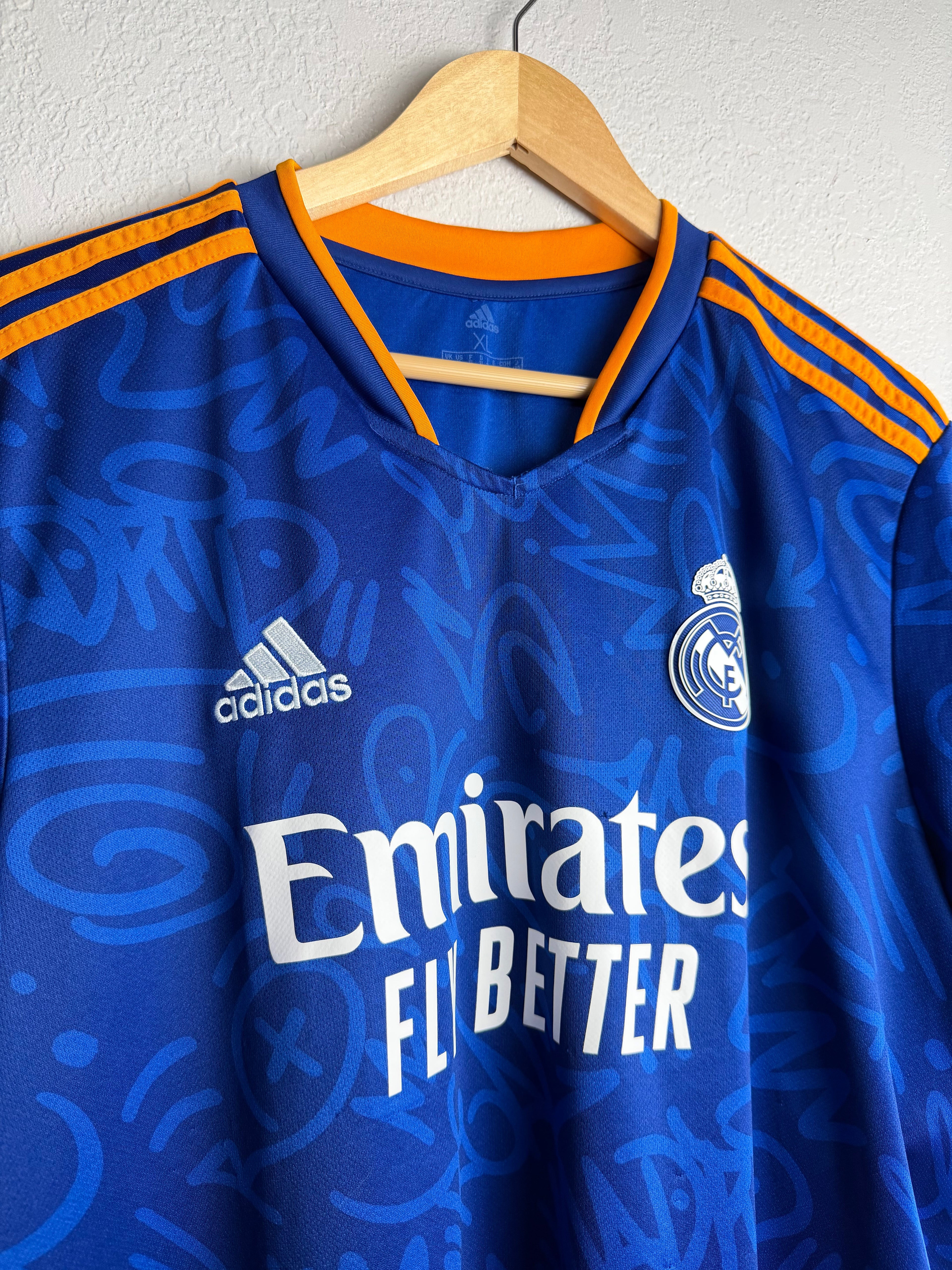Real Madrid 2021/22 Away Jersey #8 Kroos