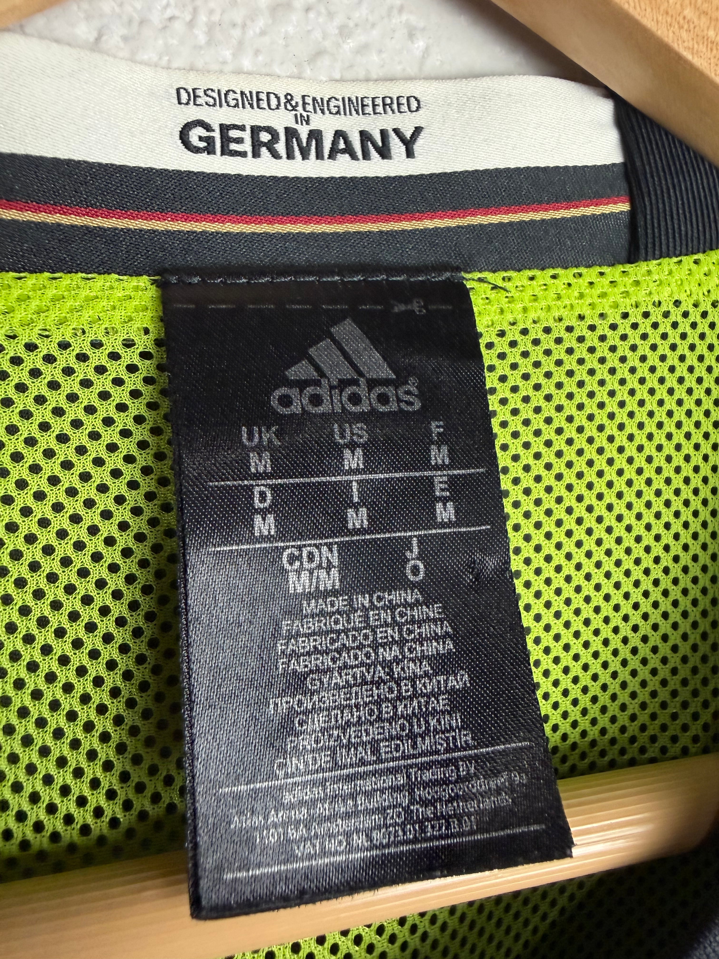 Germany 2015/16 Away Jersey #8 Özil