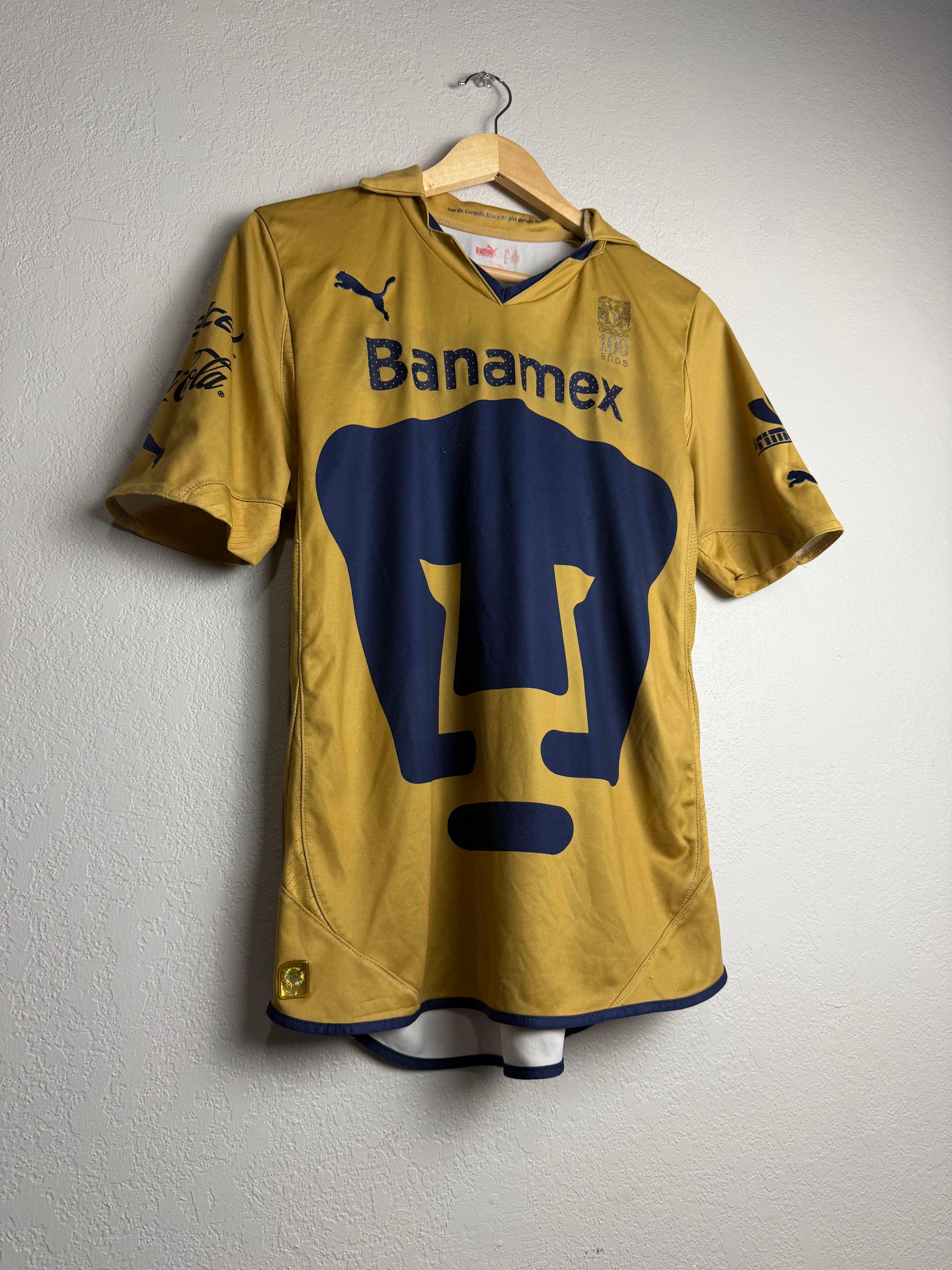 Pumas UNAM 2010/11 Third Jersey #10 Bravo