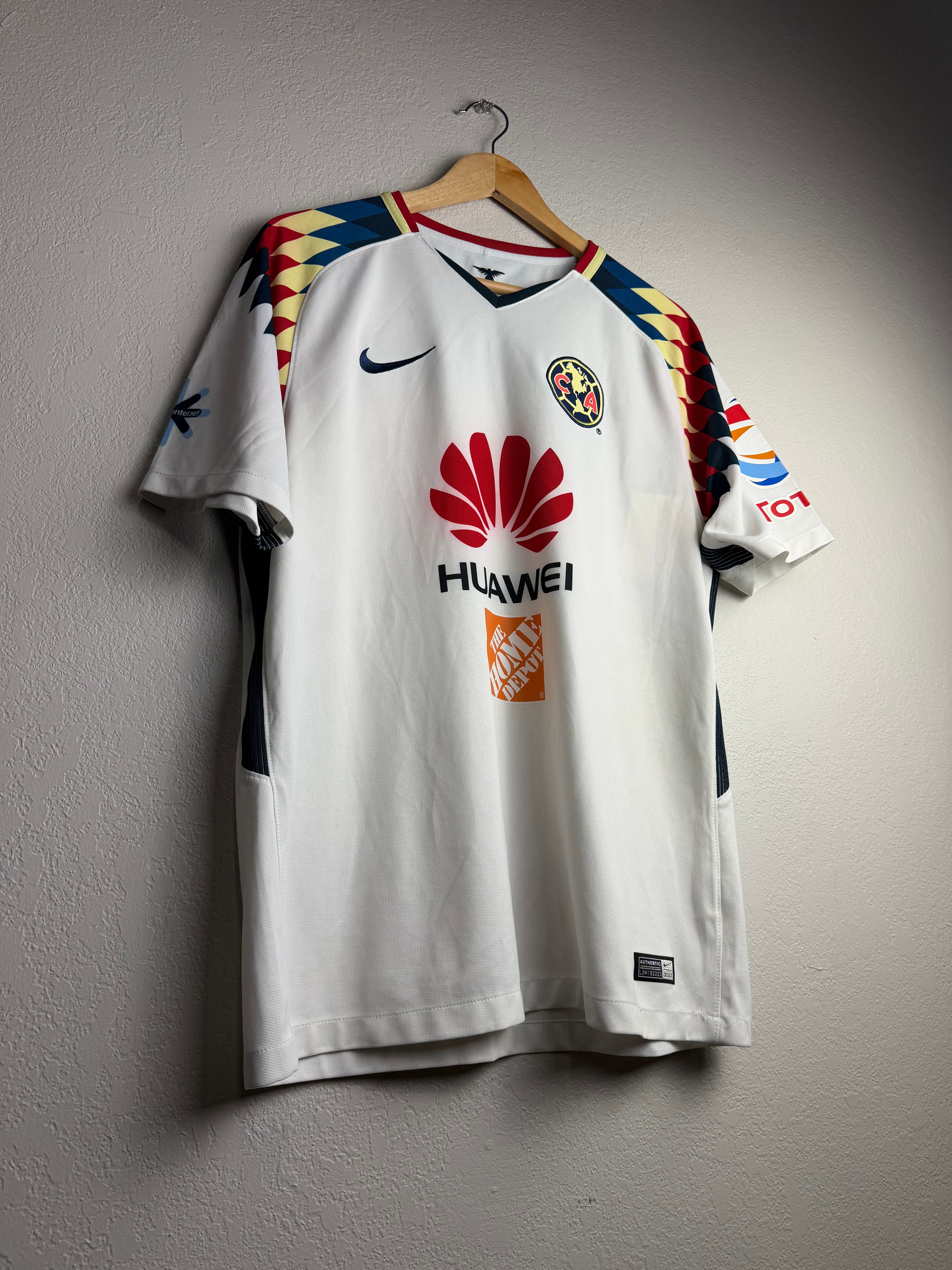 Club America 2017/18 Away Jersey #4 Alvarez