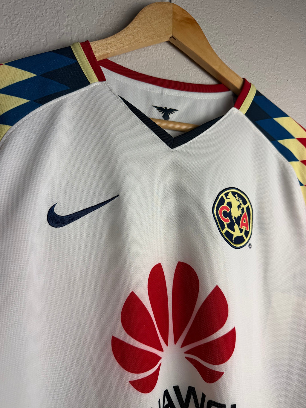 Club America 2017/18 Away Jersey #4 Alvarez