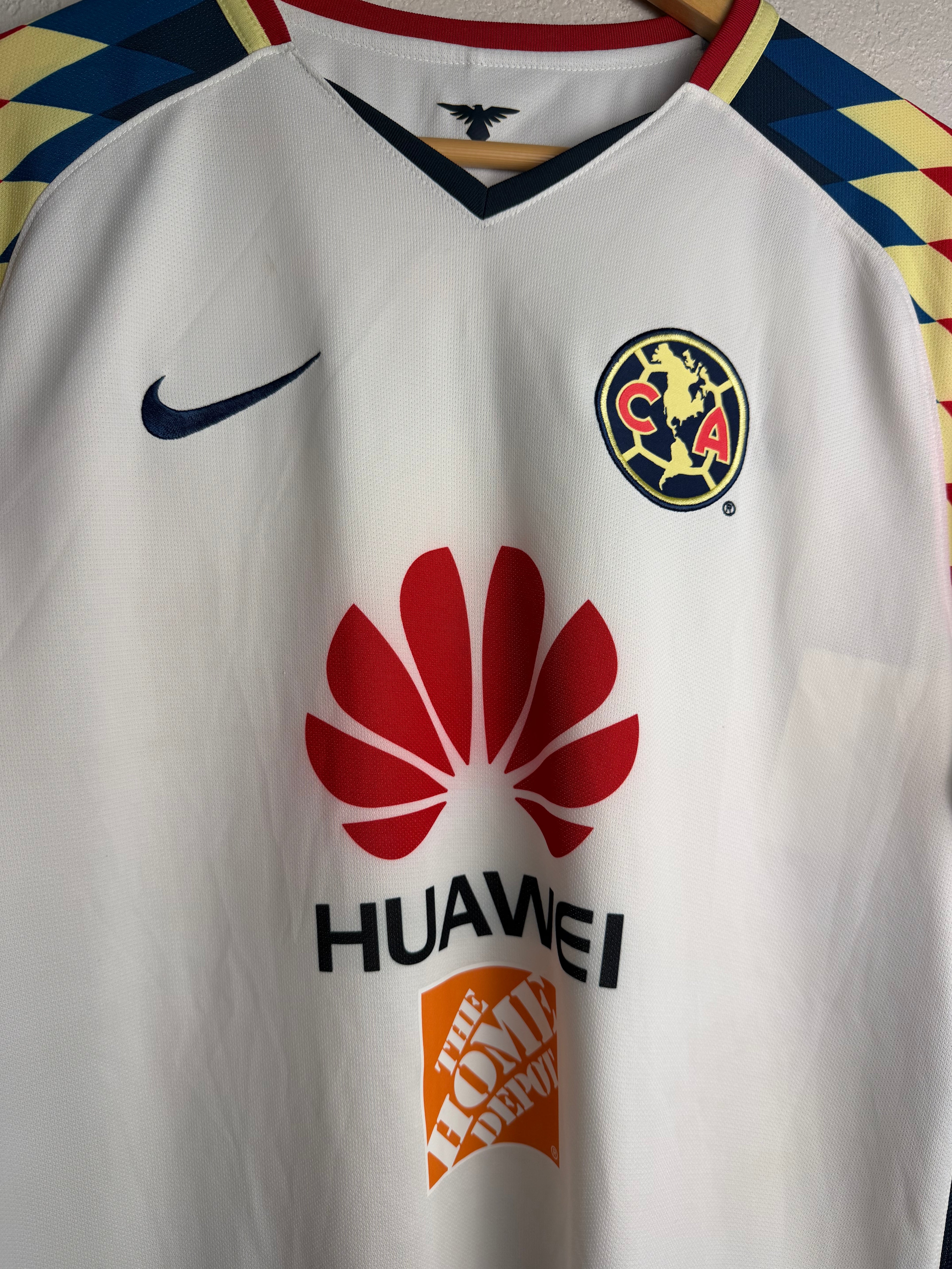 Club America 2017/18 Away Jersey #4 Alvarez