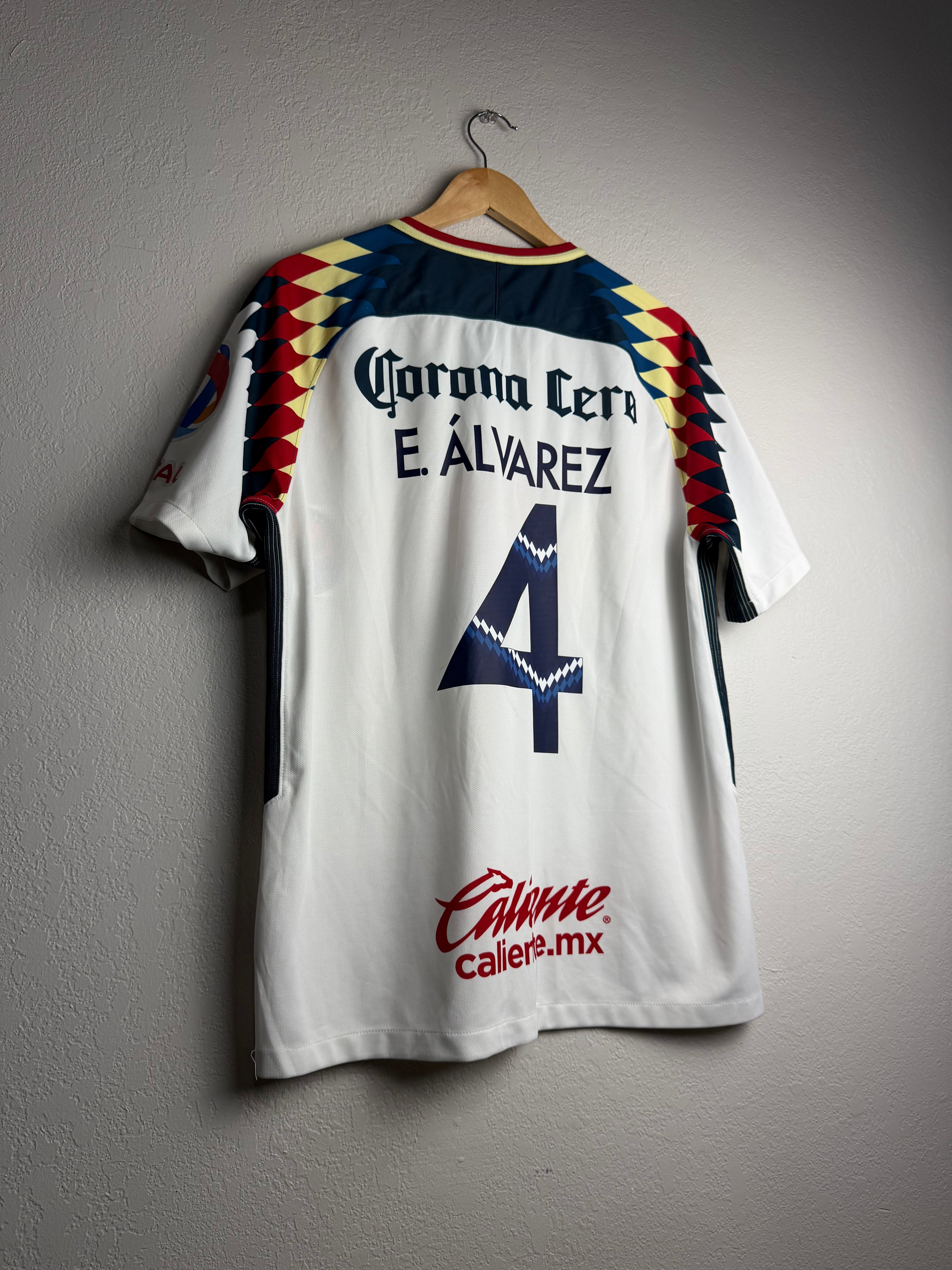 Club America 2017/18 Away Jersey #4 Alvarez