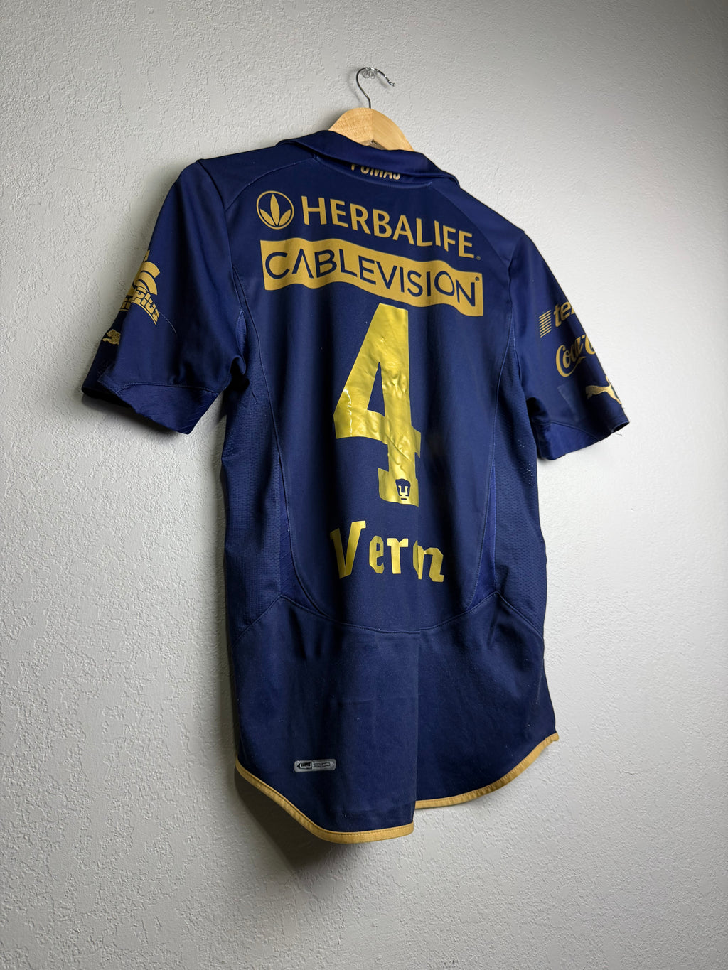 Pumas UNAM 2010/11 Away Jersey #4 Veron