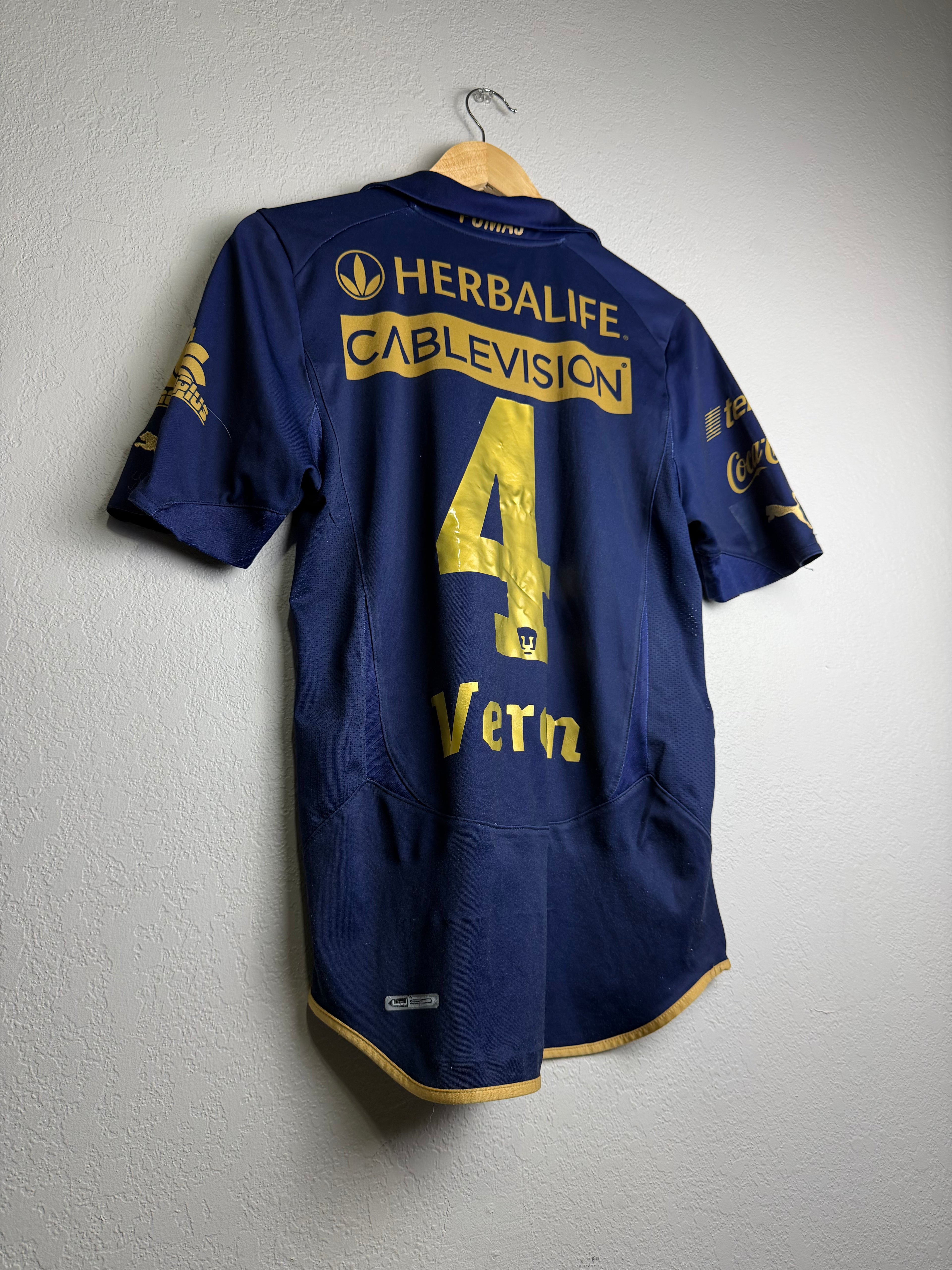 Pumas UNAM 2010/11 Away Jersey #4 Veron
