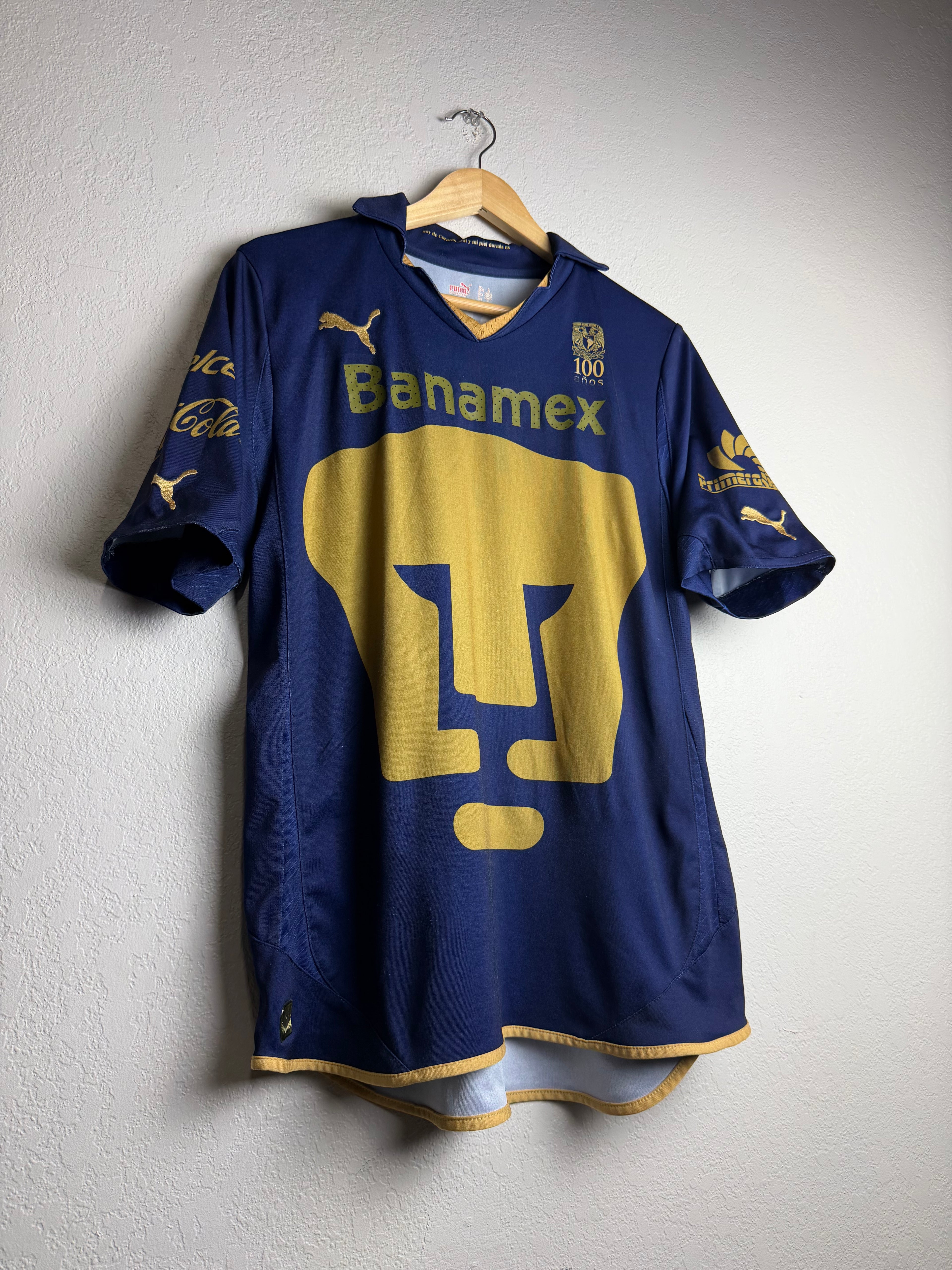 Pumas UNAM 2010/11 Away Jersey #10 Bravo
