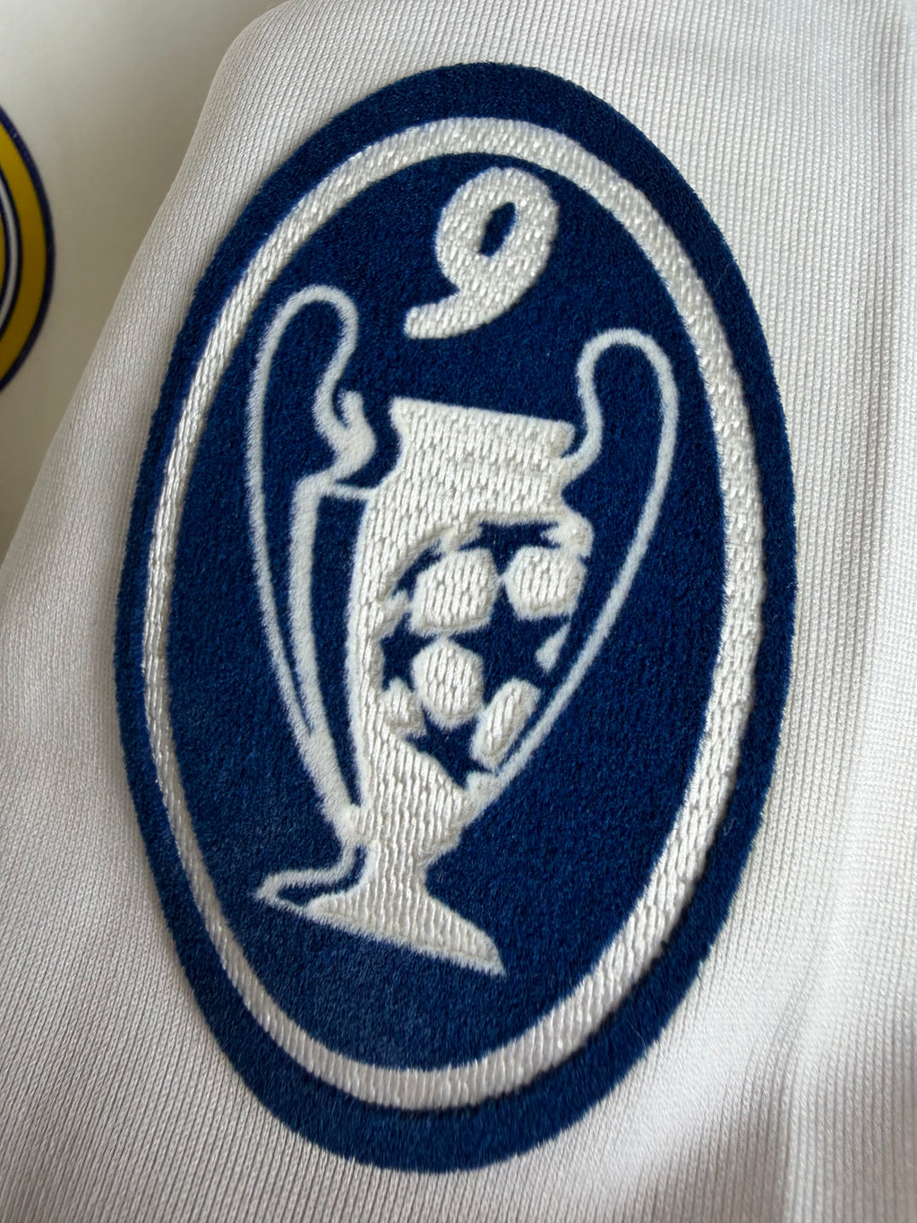 Real Madrid 2011/12 Home Jersey Medium #7 Ronaldo