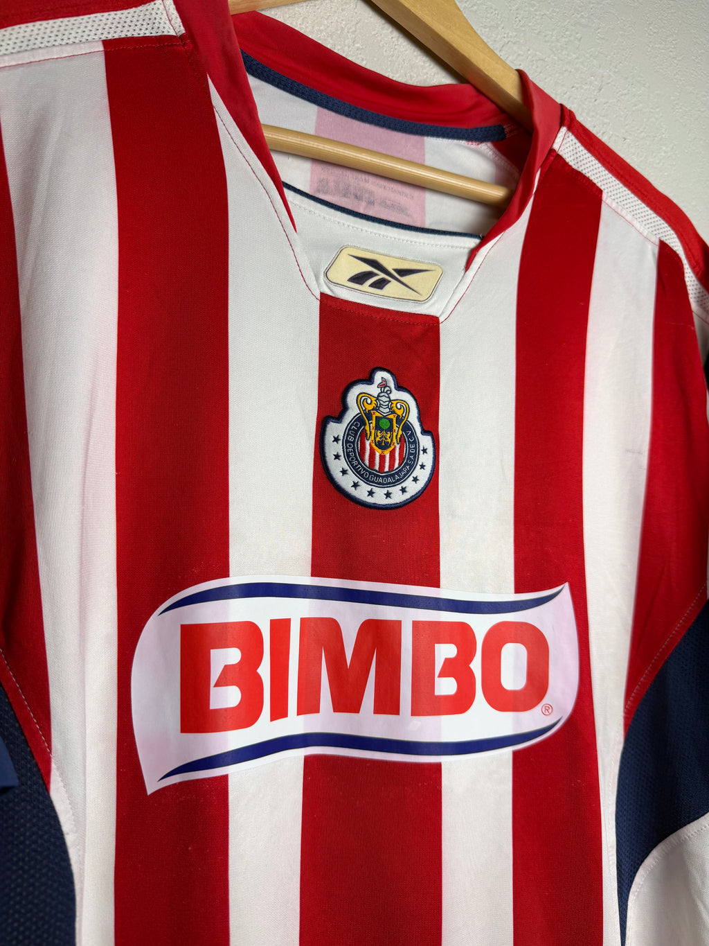 CD Guadalajara Chivas 2005/06 Home Jersey #100 Bofo
